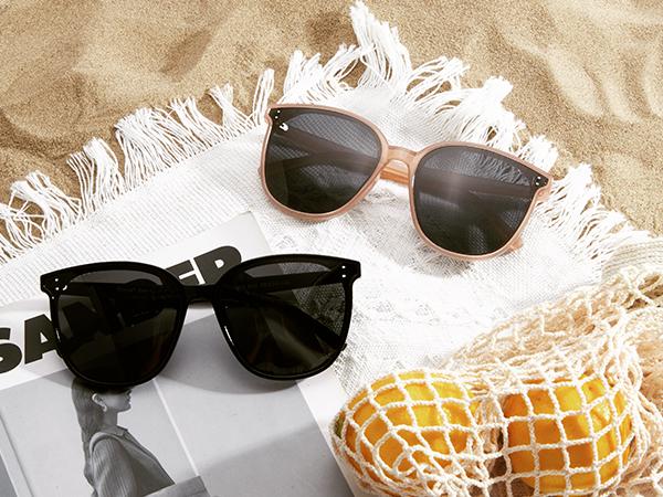 Cyxus Classic Oversized Black Frame Circular TAC Lenses Polarized Sunglasses Fashion Sunglasses Pop Korea Star Same Style Shades For Unisex Shades Birthday Gift - 1902 Cyxus Classic Oversized Black Frame Circular TAC Lenses Polarized Sunglasses Fashion Sunglasses Pop Korea Star Same Style Shades For Unisex Shades Birthday Gift - 1902