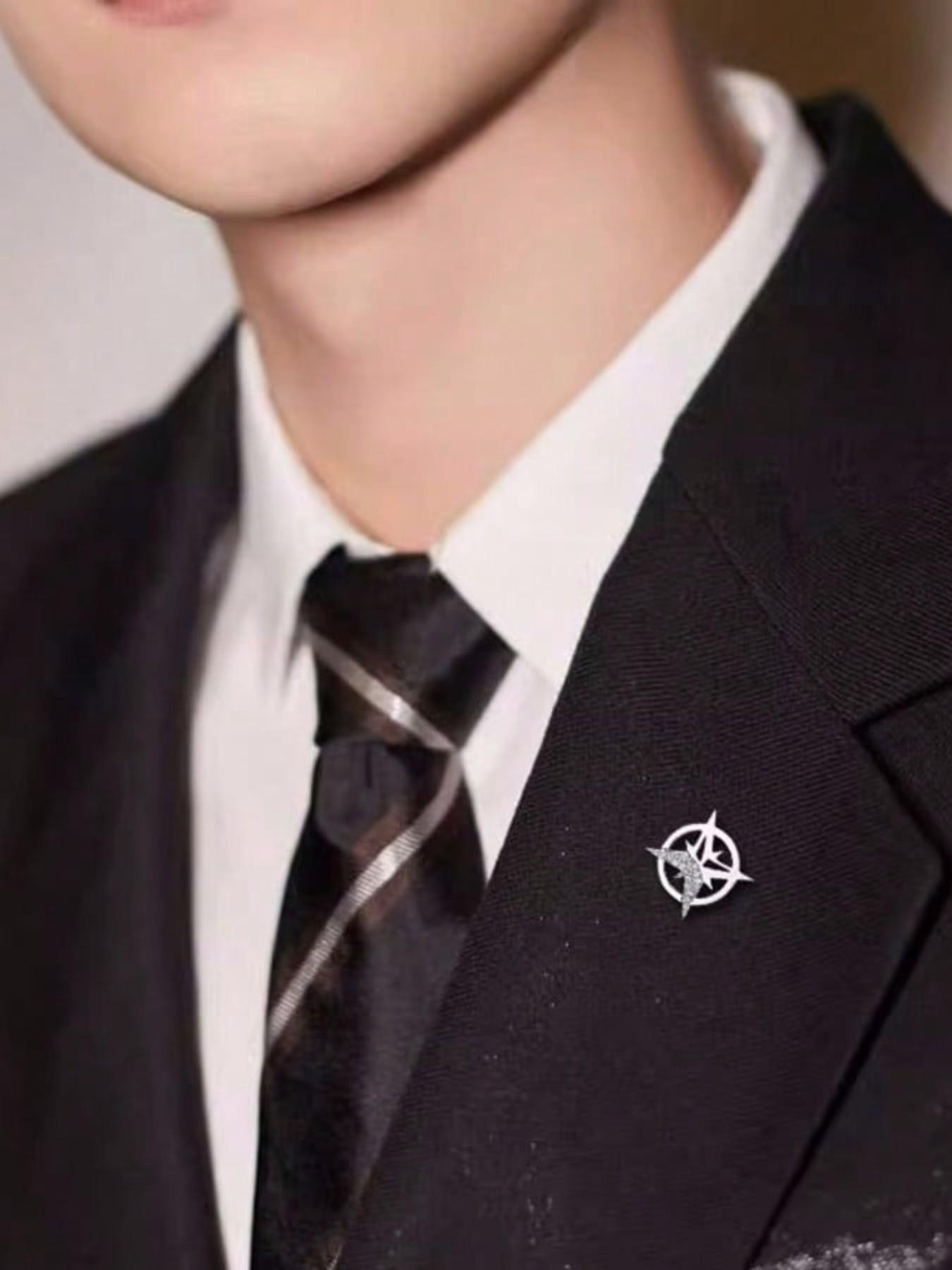 Men's Suit Jacket Decoration Luxury Match Hexagram Badge Pin Small Collar Shirt Unique Brooch, Stylish Accessory for Formal Wear