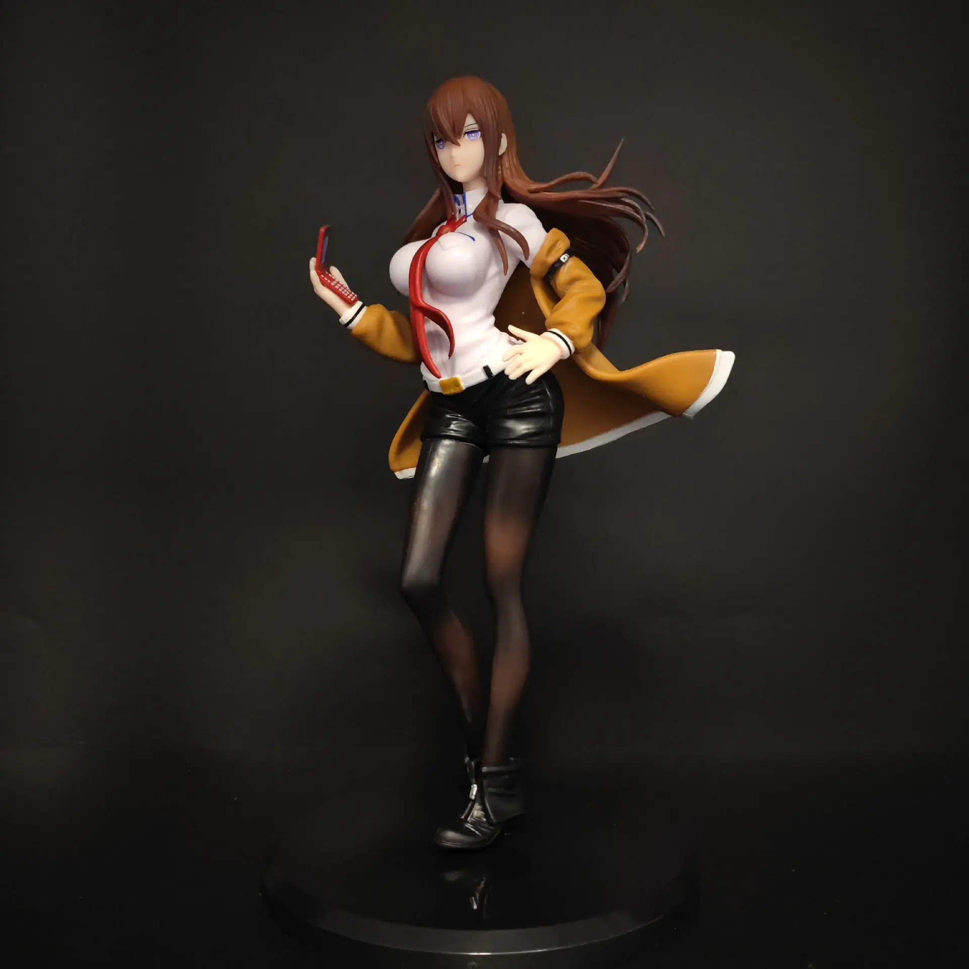 Fate/stay Night Makise Kurisu Handmade Figure, Hair Female Scientist Anime Doll, Phone, Sci-Fi Comic Resin Collection Piece, Desktop Decor Gift