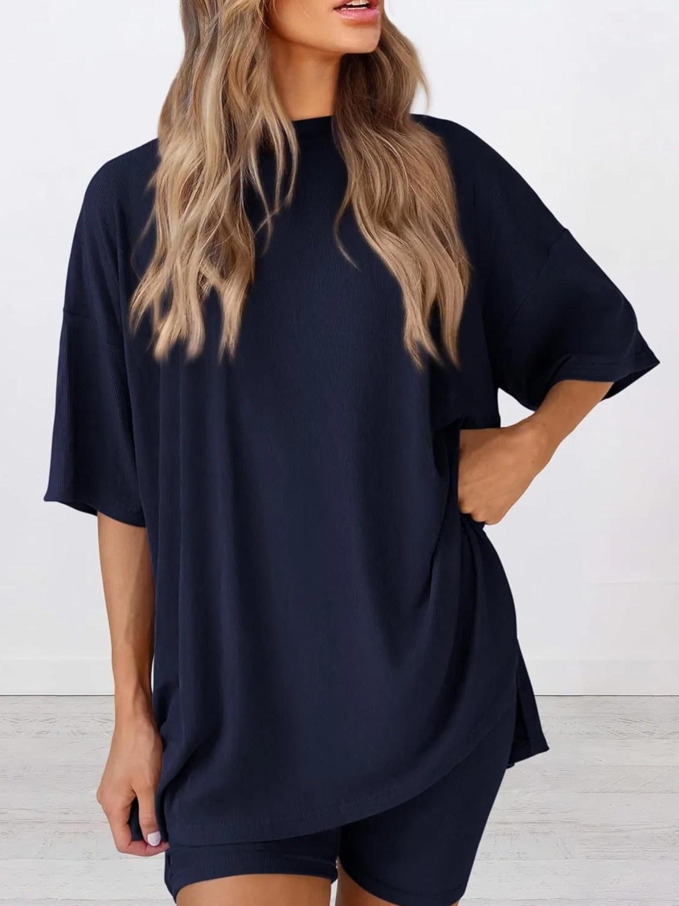 Women's solid color T-shirt and fitted shorts loungewear set, summer casual comfortable round-neck pajamas with pockets, loose fit, affordable women's sleepwear