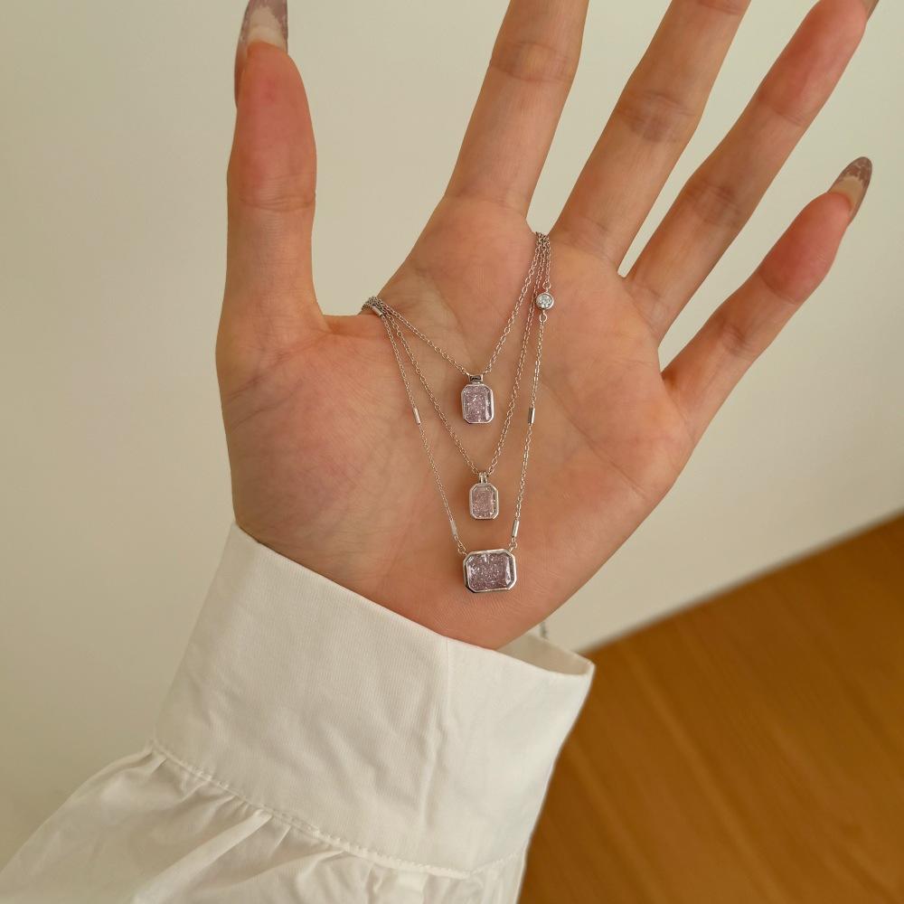 (SN052)S925 Sterling Silver Ice Flower Cut Pendant Necklace Elegant and Stylish Gift for Women’s Daily Wear