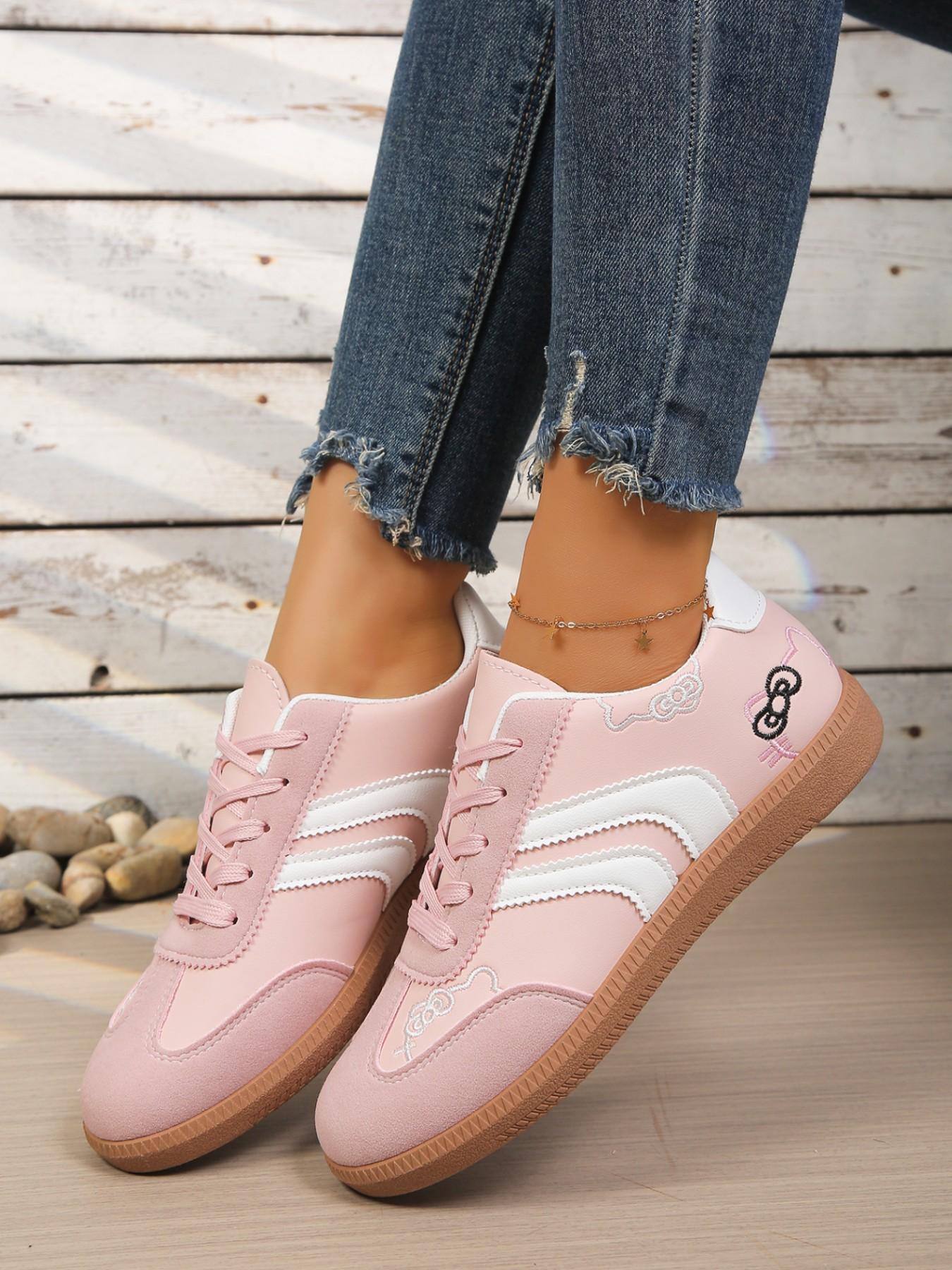 2026 New Track Shoes, Soft Texture, Easy to Maintain, Suitable for Daily Commute, Campus Wear, Light Sports, Patchwork Design