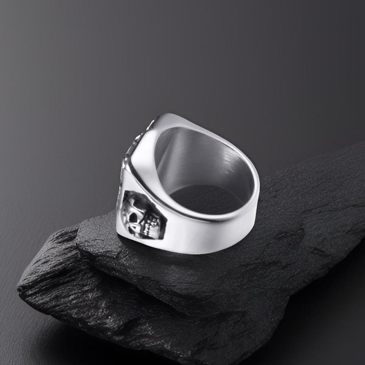 Lucky Number 13 Rings, Skull Ring for Men Gothic Punk Stainless Steel Ring Biker Skeleton Ring Cocktail Party Jewelry