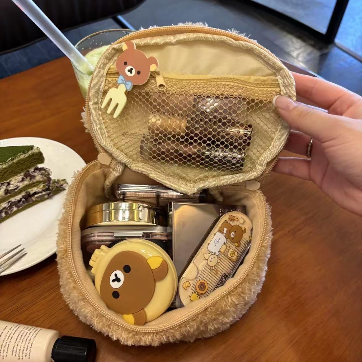 Cute Bear Plush Bag, Makeup Pouch, Portable Large Capacity Washbag, Instant Camera Storage Bag, Ccdcamera Organizer