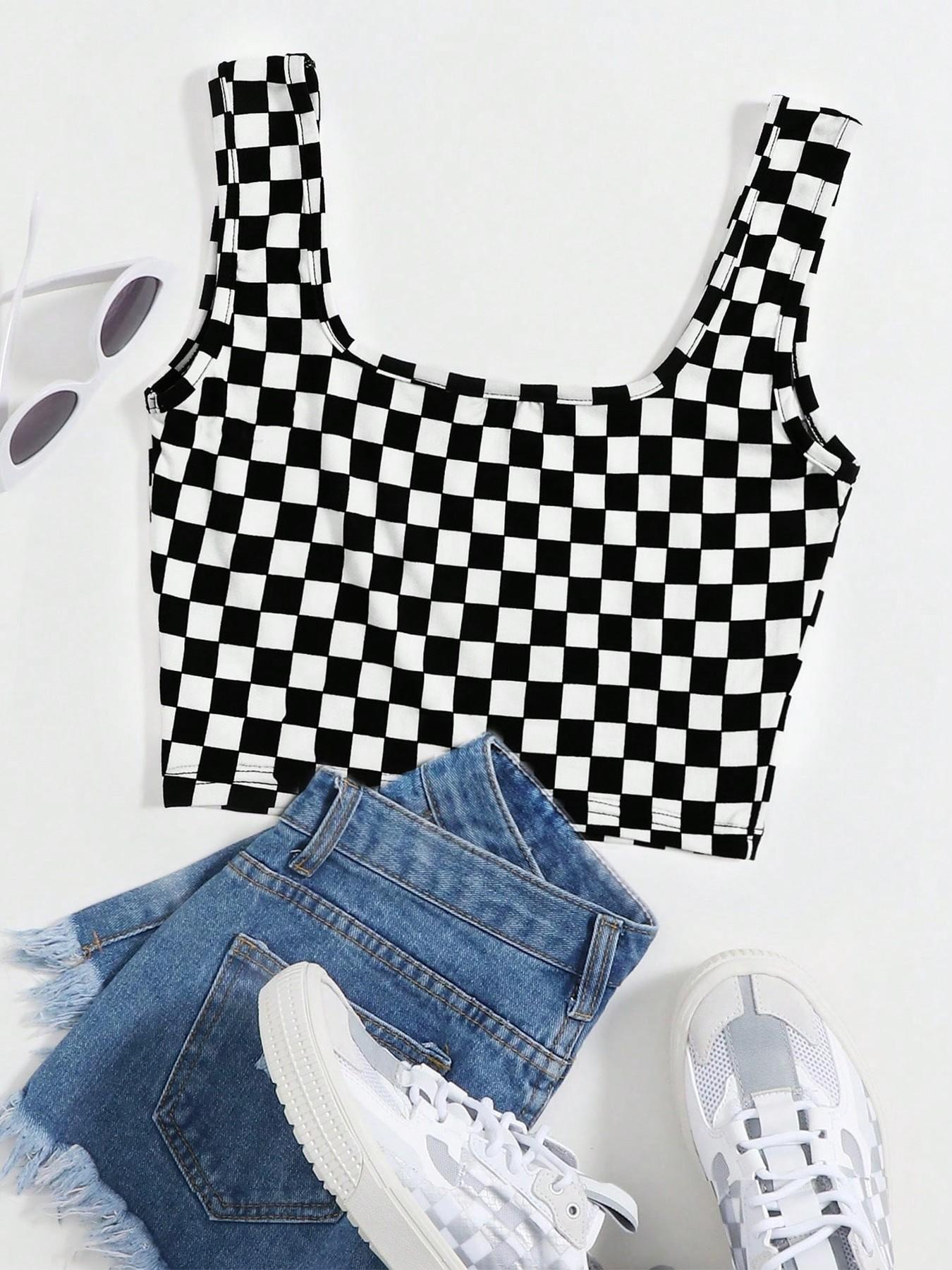This is a One-Piece Women's Black and White Checkered Cropped Vest. It's a Casual Sleeveless Square-Neck Top, Suitable for Street Style, Everyday Wear, Parties, and Casual Outings.