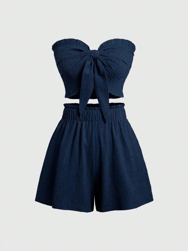 Two-Piece Set Women's Solid Color Crop Tube Top & Elastic Waist Shorts Set, Casual Fashion Cozy Outfits for Daily Outdoor Wear, Ladies Clothes for Summer