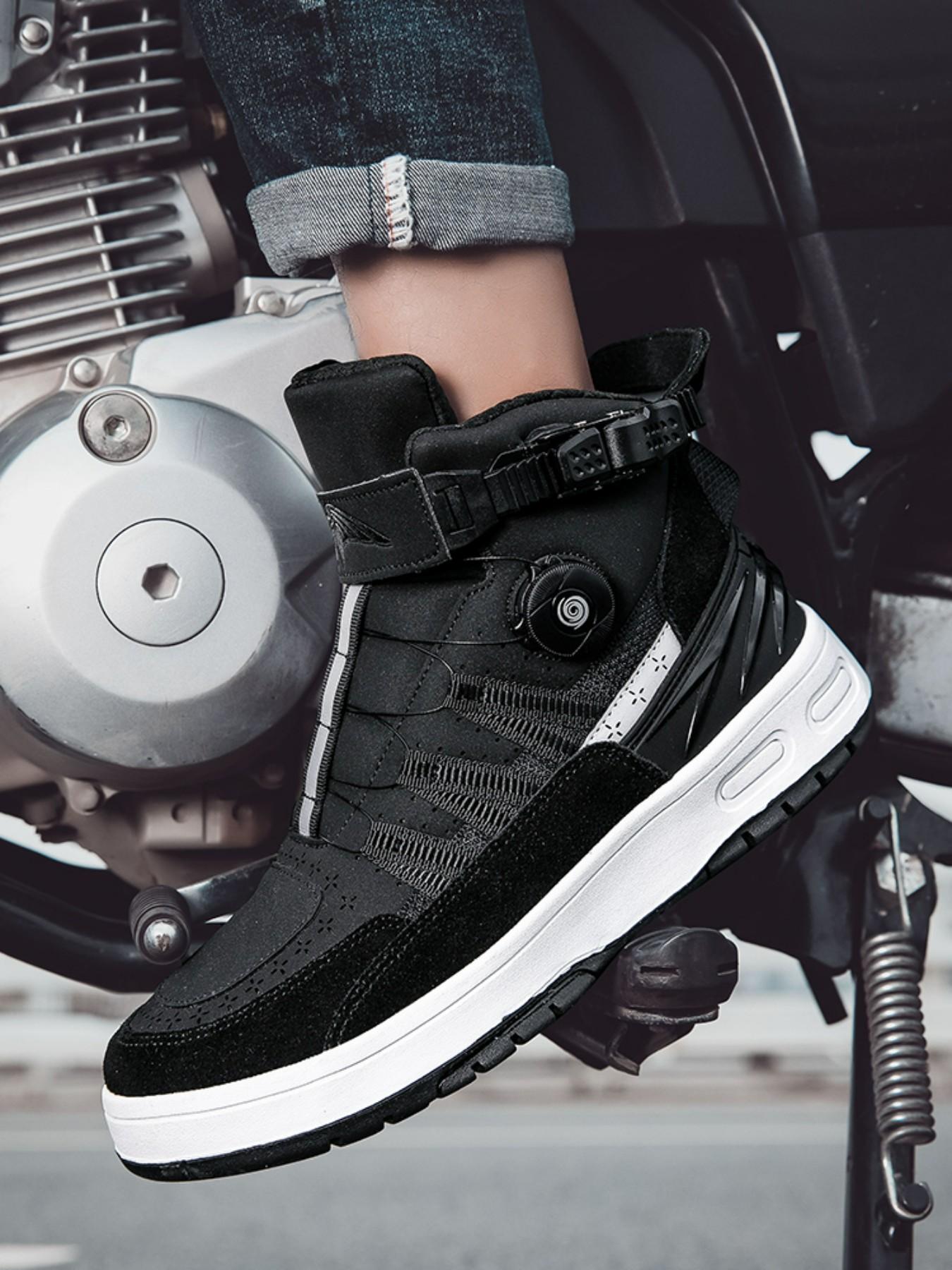 Men's Motorcycle Riding Shoes, Anti-Slip Racing Boots, Waterproof Safety Design, Comfortable and Secure, Ideal for Safe Cycling