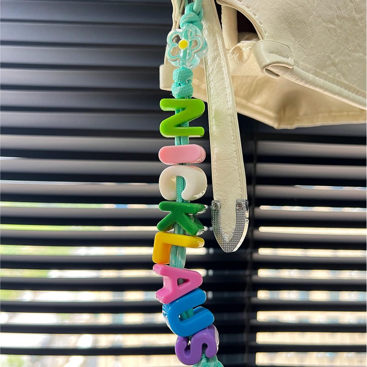 100Pcs Acrylic Macaron Color Beads, Matte Large Hole Alphabet Beads for DIY Phone Chains and Bag Charms, Creative Gift Accessories, DIY Craft Embellishments