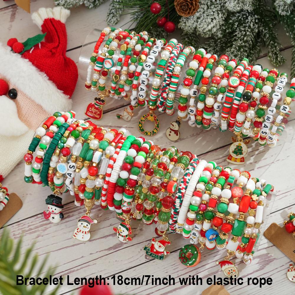 25/35/45Pcs Merry Christmas Polymer Clay Beaded Heishi Charm Bracelet Set - Women'S Colorful Party Favors And Gift Ideas - Random Santa Claus, Deer, Tree, Bell, Sock, Glove Designs, Perfect for Christmas Party Holiday Celebrations