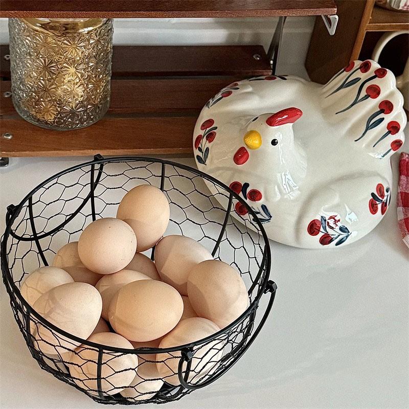 Farmhouse Style Chicken Ceramic Egg Basket with Metal Wire and Lid, Decorative Multi-Functional Kitchen Storage Box, Dustproof Seal Design
