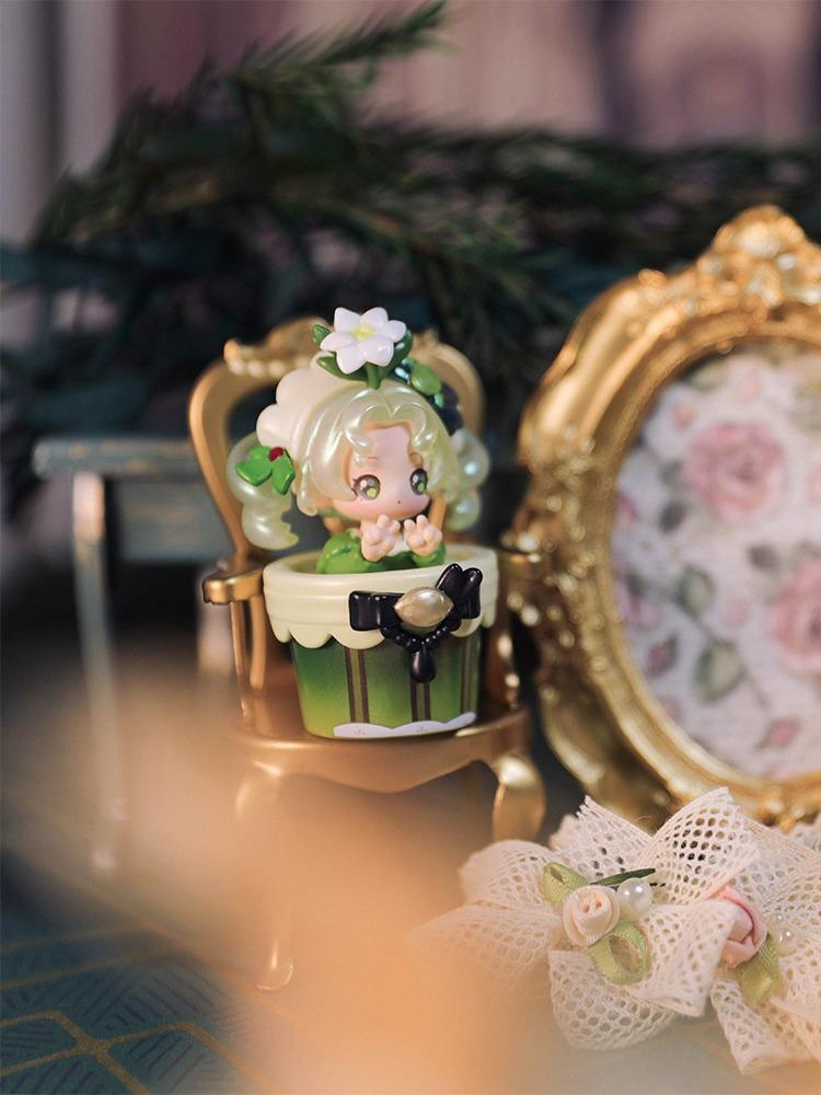 MOMOJI Miracle Garden Series Mystery Box Toy Action Figure Blind