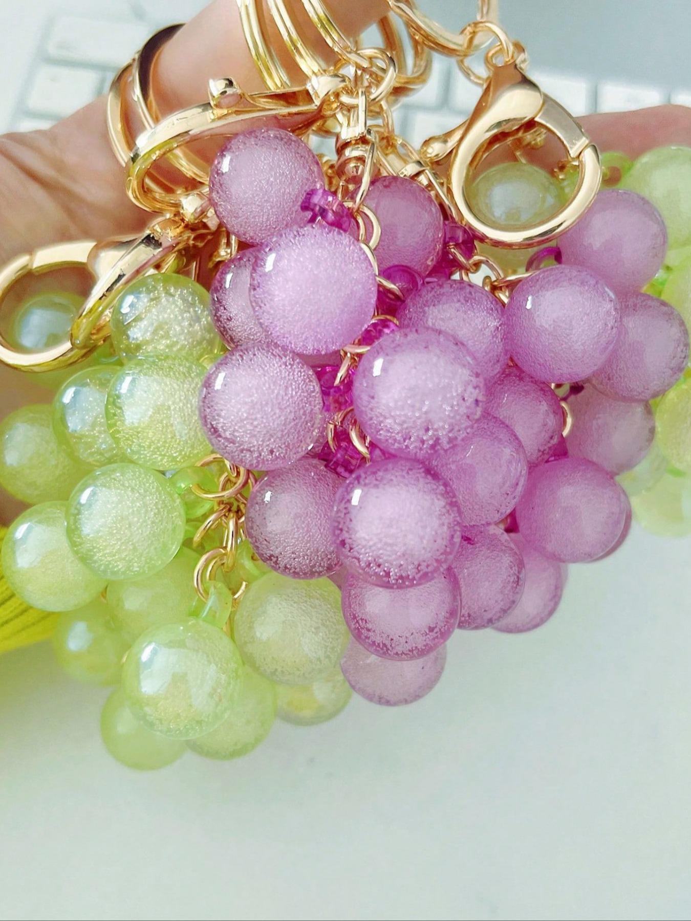 Resin Transparent Beaded Grape Pendant,Grape Keychains Bubble Jelly Grape Cluster Keychains,Decorative Accessories Fruit Grape Bag Chain Pendant Amethyst Grape Charms Schoolbag Decoration Backpack Keychain Gift, Keychain for bags
