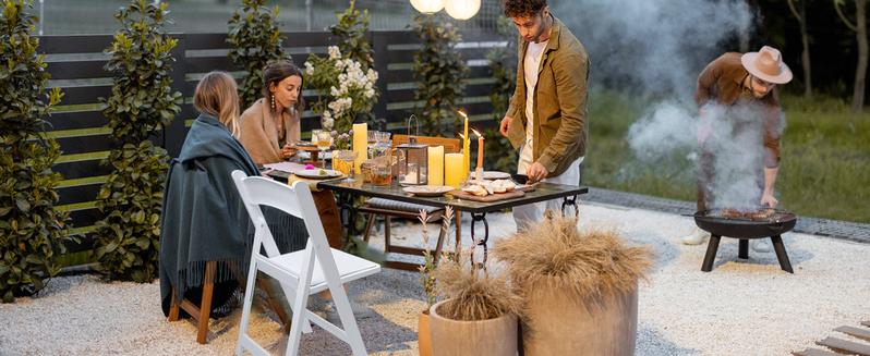 White Resin Folding Chair with Cushion & Backrest,700LB Weight Capacity Event Chair,Indoor/Outdoor Lightweight Foldable Chair for Meeting Room/Party/Hotel/Garden