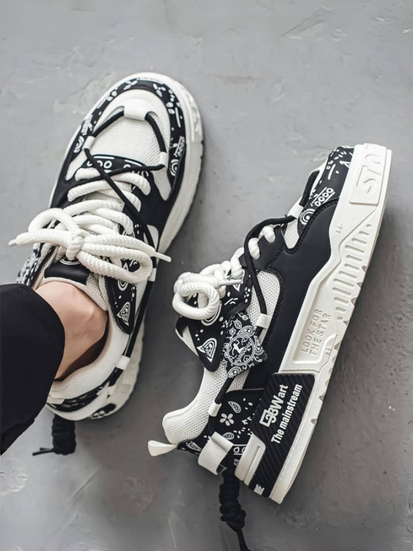 Unisex Beige-Blue Color-Block Paisley Sneakers: Thick Height-Increasing Sole + Breathable Mesh, Daily Street Trendy Shoes