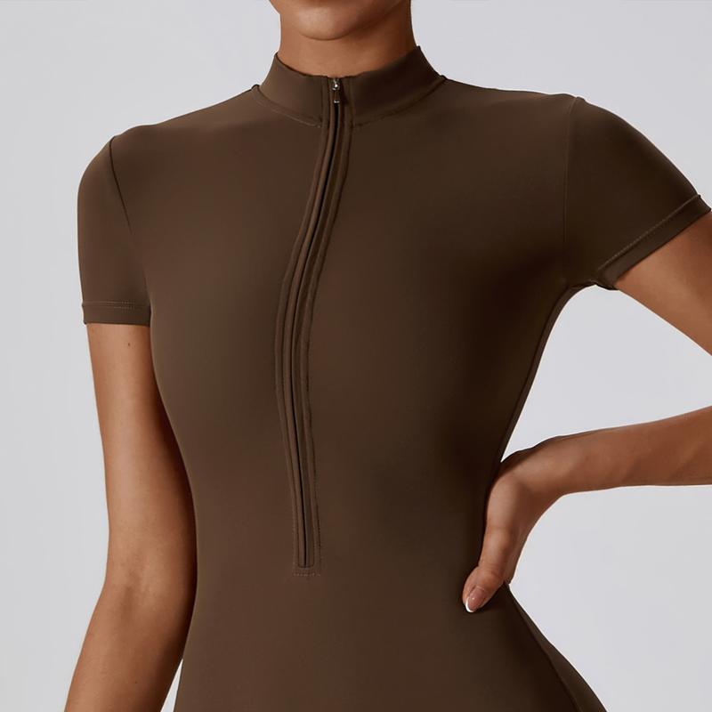 MASKERT Women's Yoga Jumpsuit Short Sleeved Quick-Drying High-Stretch Minimalistic Activewear Workout Apparel