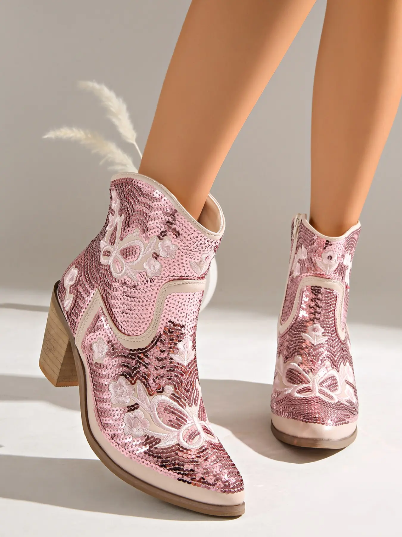 Women's Sequin Floral Embroidery Fashion Mid-Calf Boots, Vintage Pointed Toe Thick Heel, Versatile Party Shoes for Women