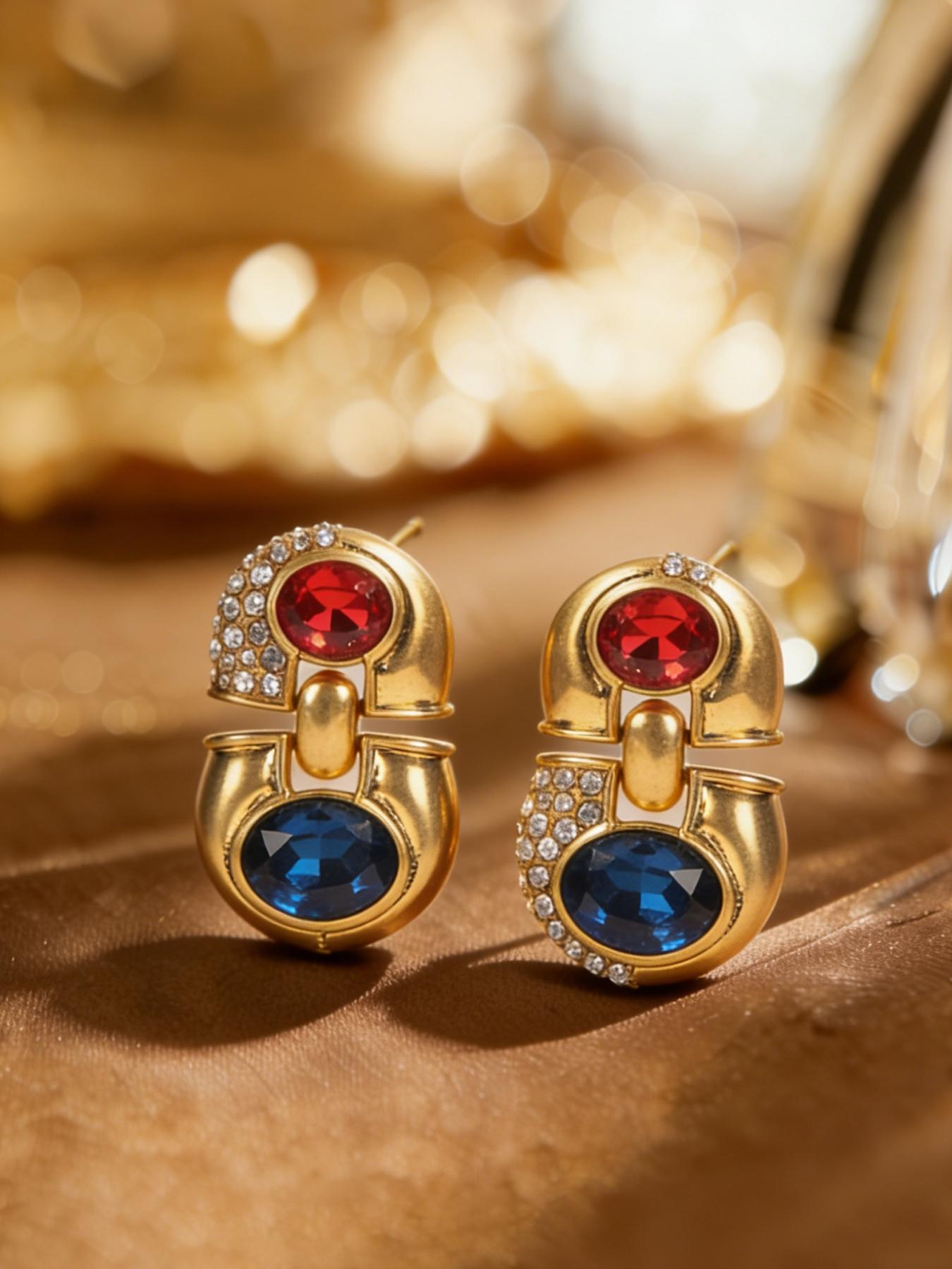 1 fashionable and cute geometric contrasting color earrings, suitable for daily wear, vacation and dating occasions, and also a surprising and exquisite small gift.