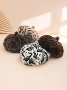 Trendy Leopard Print Plush Beret Hat, Warm Autumn Winter Pumpkin Cap, Stylish Versatile Beanie for Women, Fashionable Fall Headwear, Leopard Vintage Hat