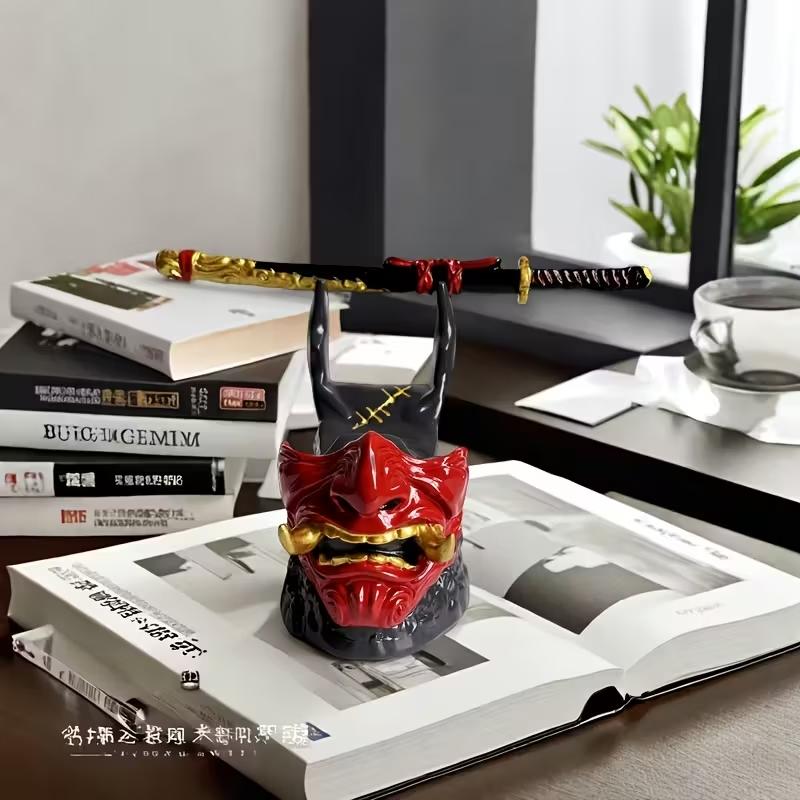 1pc Game Controller Stand, Suitable for Home and Office Lazy Phone Holder, Universal Phone Holder, Multipurpose Phone Holder, Store Counter Decoration, Christmas Gift for Gamers and Horror Movie Fans, Unique Gaming Accessory, Exquisite Design