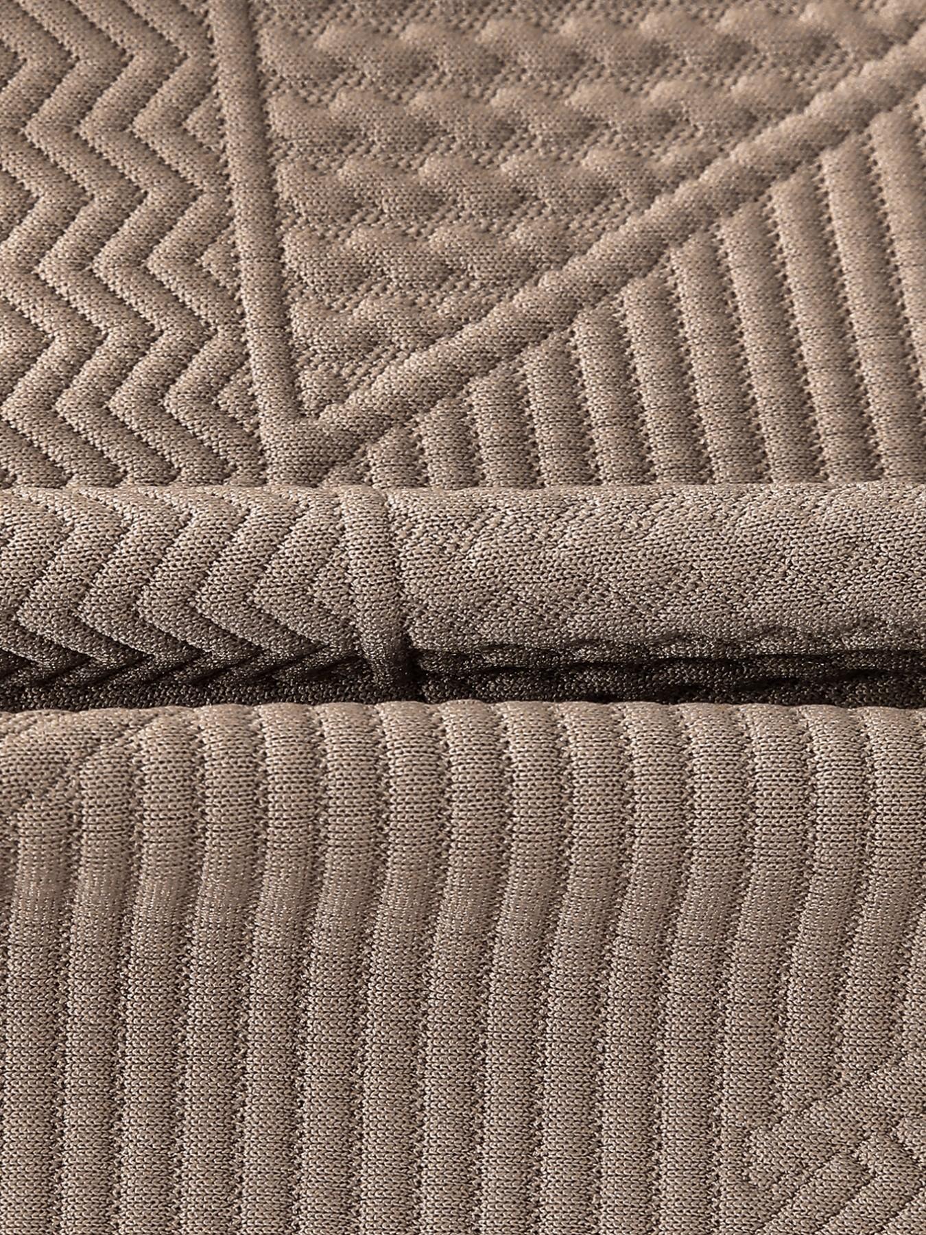 Boys' Summer New Set, Special Fabric Round Neck Short Sleeve with Casual Shorts, 2-Piece, Comfortable and Stylish