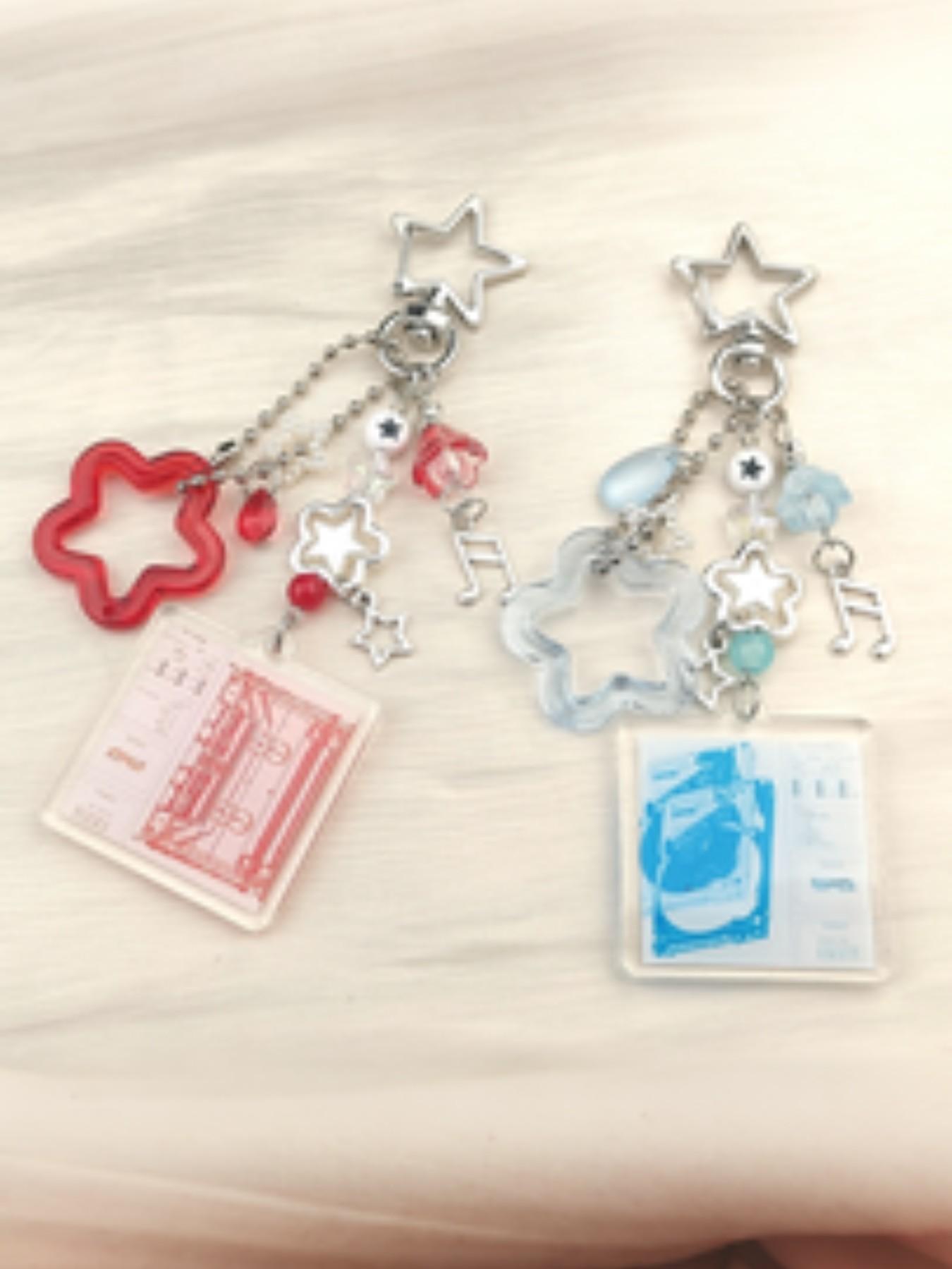 Multielement Star Keychain, Sweet Cool Y2K Style, Blue Dual Color Options, Transparent Star + Note Pendant + Album Card Holder, Unique Design