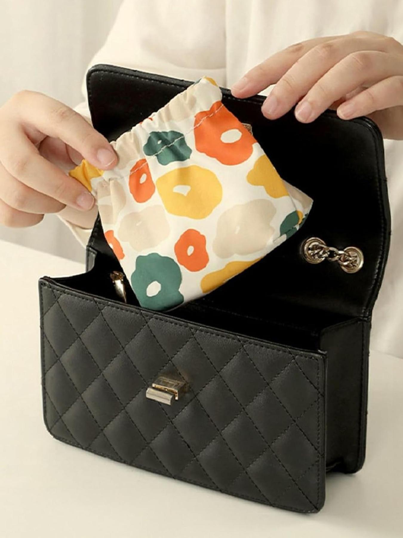 4pcs Small Coin Purse Bulk Coin Purse Set, Squeeze Mini Coin Bag Pouch Kit, Pouch Accessories Organizer for Headphones Jewelry Women