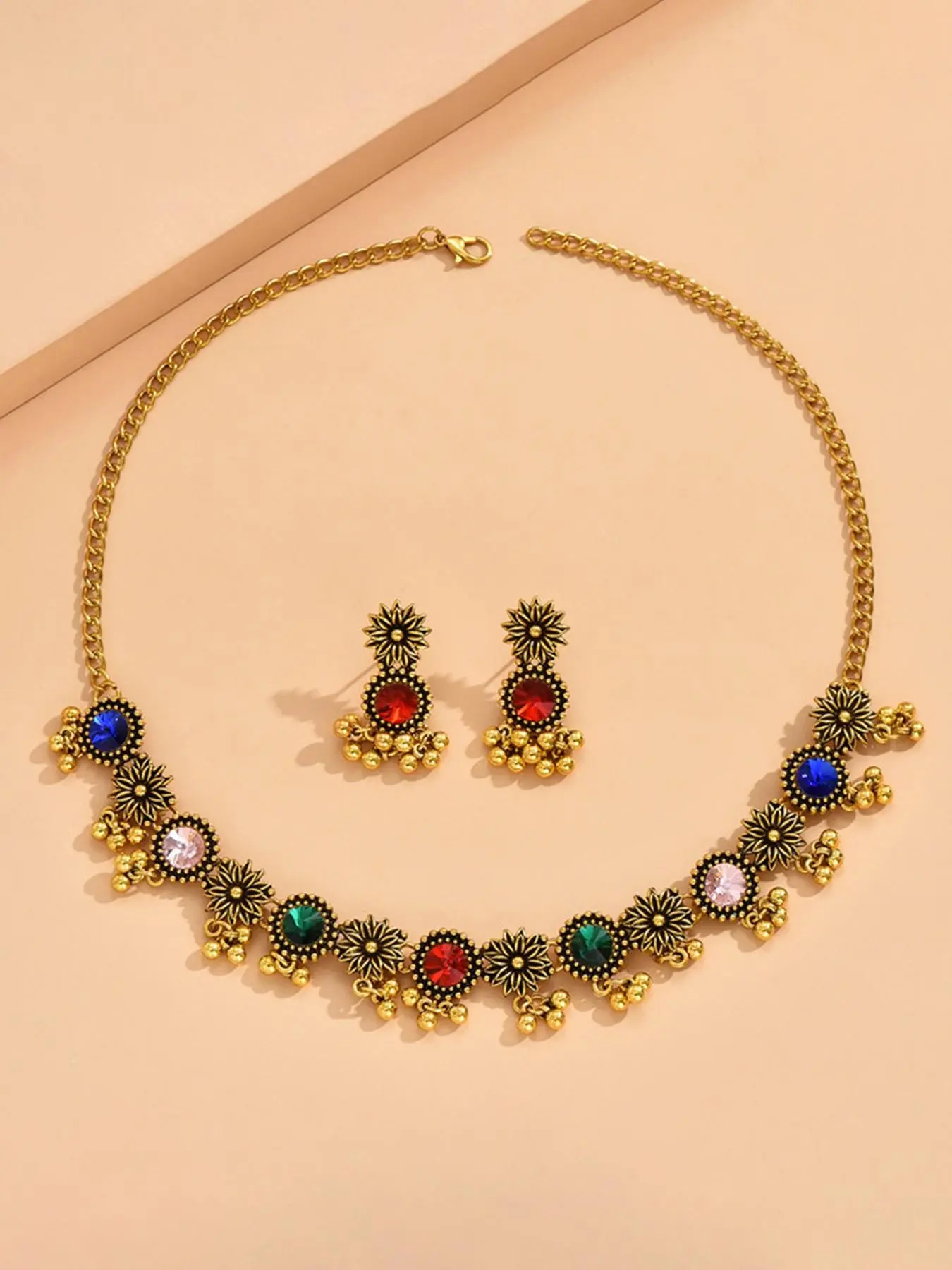 2Pcs Antique Silver color Indian Bollywood Jewelry Set for Women, Emerald Green Gemstone Choker Necklace Sunflower Tassel Earrings, Retro Boho Gypsy Tribal Party Accessories
