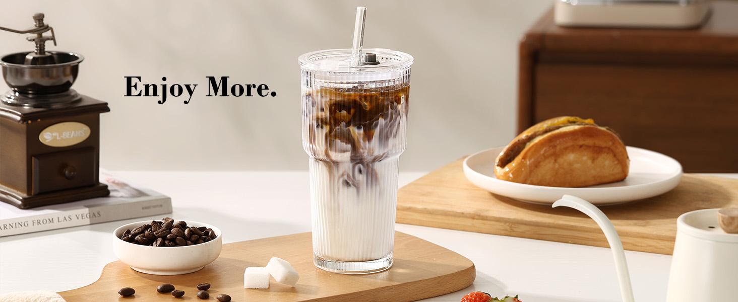 20oz Glass Tumblers with Straws and Lids, Ribbed Iced Coffee Cups Leak-proof, Dishwasher Safe, Thickened Glass Cups with Lids Ideal for Coffee and Travel, Clear, 4 Pack
