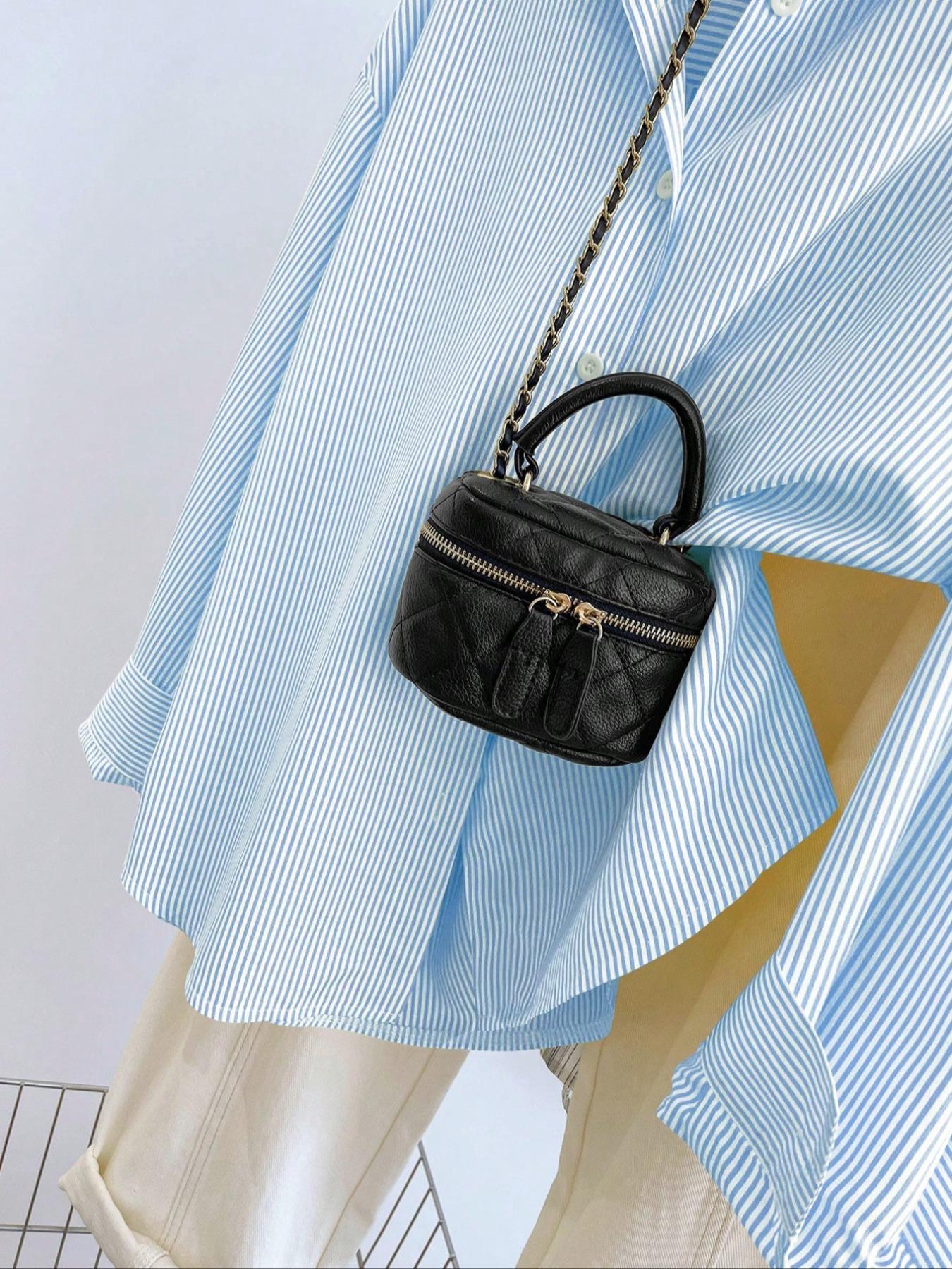 Elegant Women's Blue Striped Shirt, Loose Fit Casual Fashion Top, Versatile Daily Wear for Work & Leisure, Stylish Ladies' Clothing