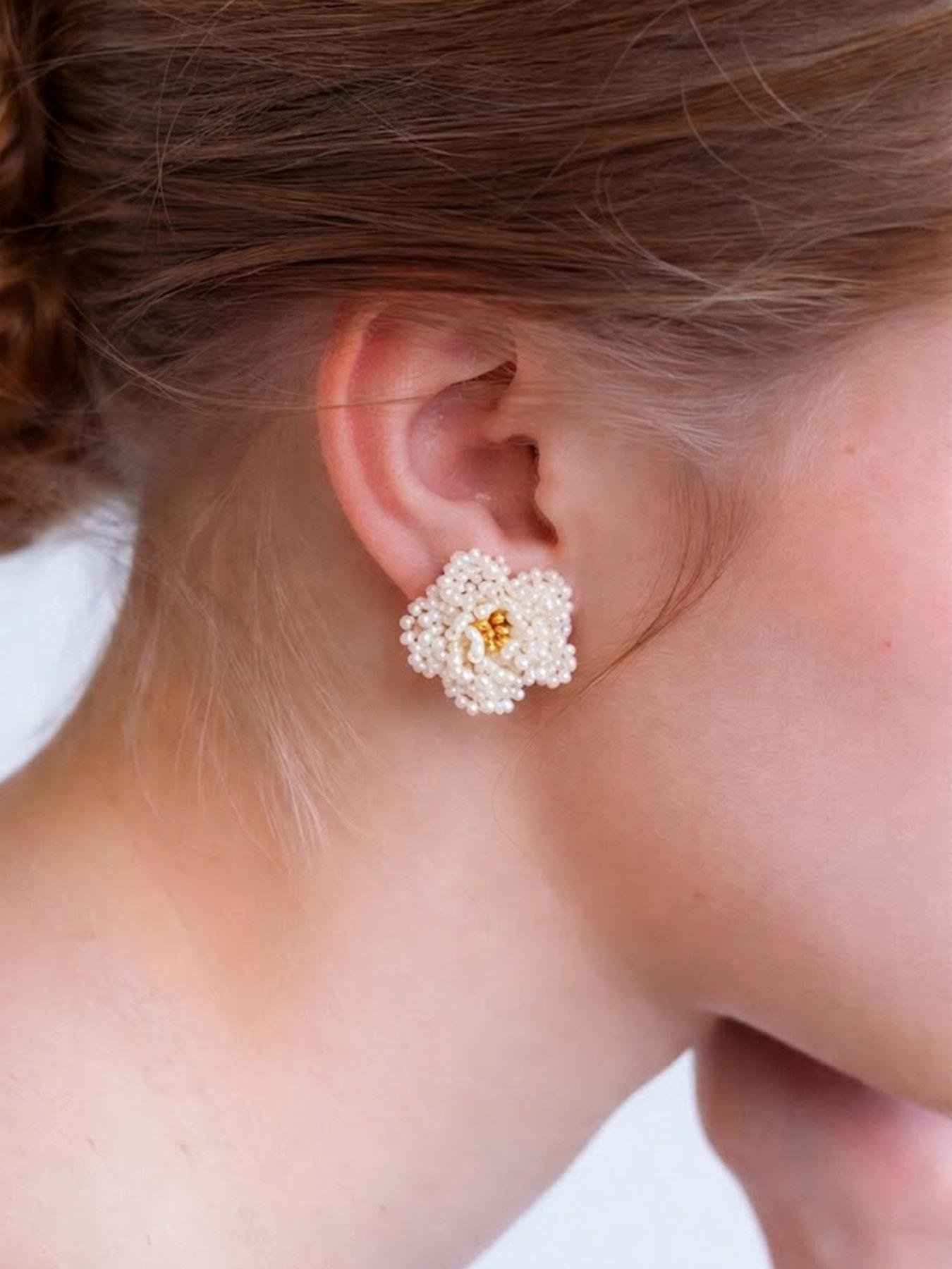 French Elegant Glass Bead Flower Earrings and Necklace Set, Perfect Gift for Daily Wear, Engagement Parties, Holidays