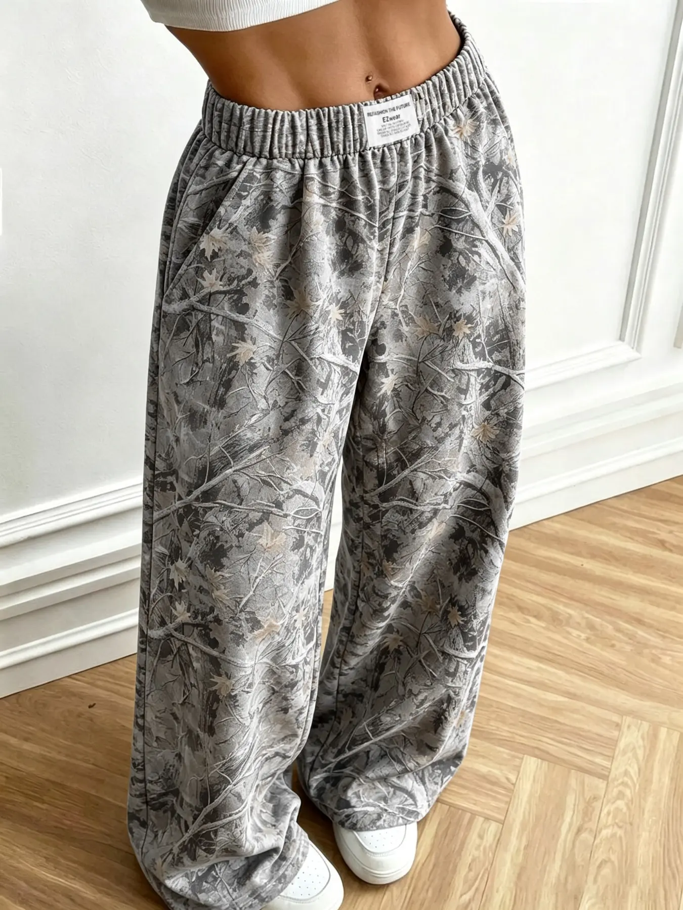 Camouflage Leaf All-Over Print Loose Long Pants, Elastic Waist Wide Leg Trousers, Casual Street Style, Comfortable and Stylish
