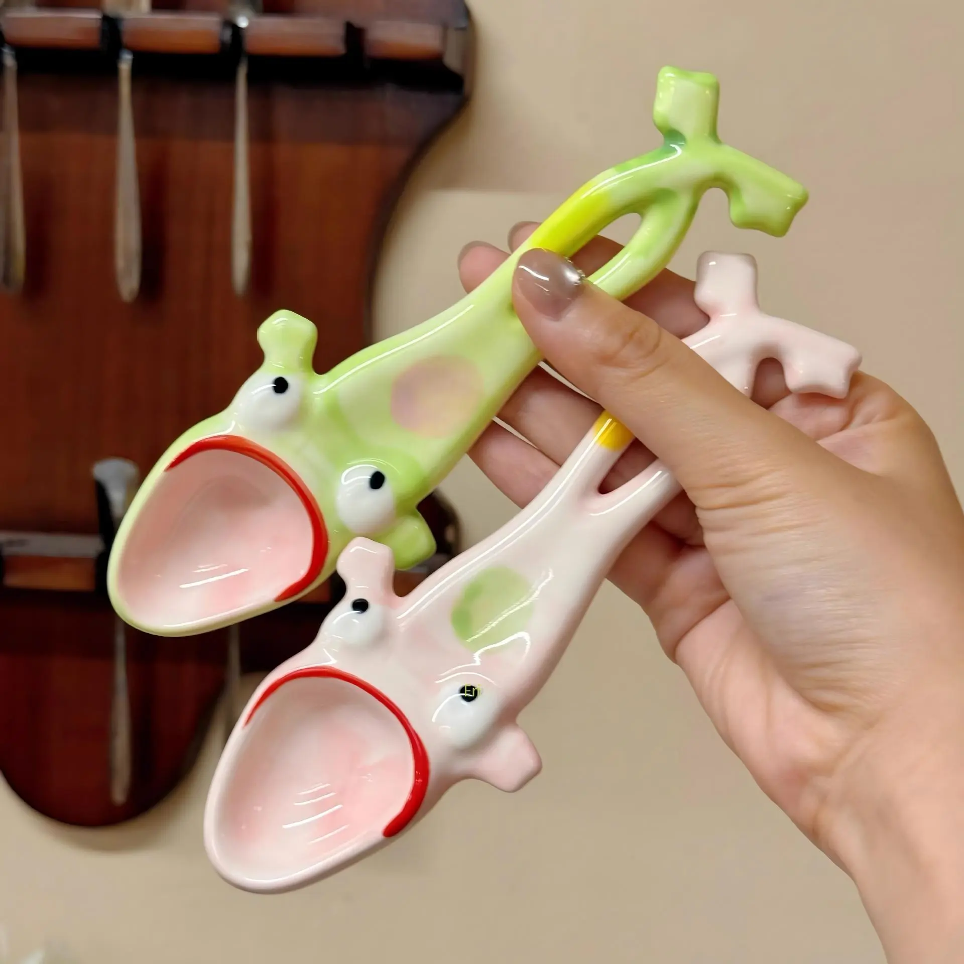 Ceramic Frog Fishing Spoon Lure - Animal-Themed Cutlery, Food Grade, Lead-Cadmium Free, Heat Resistant for Child, Ideal for Kids' Meal Daily Use, Fishing Sports Gear