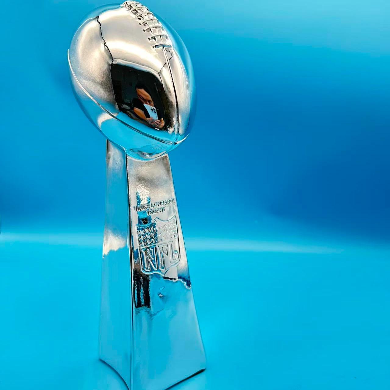 American Football Trophy Model Fan Memorial Collectible, Sports Award Ornament, No Precious Metal Plating, Perfect Gift for Fans