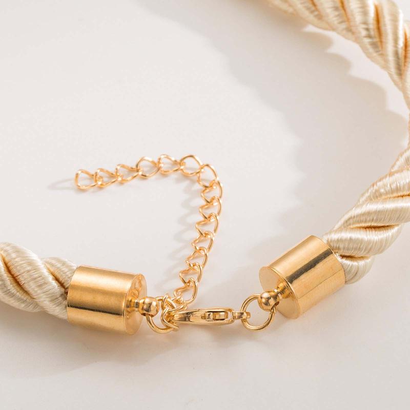 Sun Necklace Golden Sunflower Beach Length Adjustable Clavicle Chain Fashion Accessories