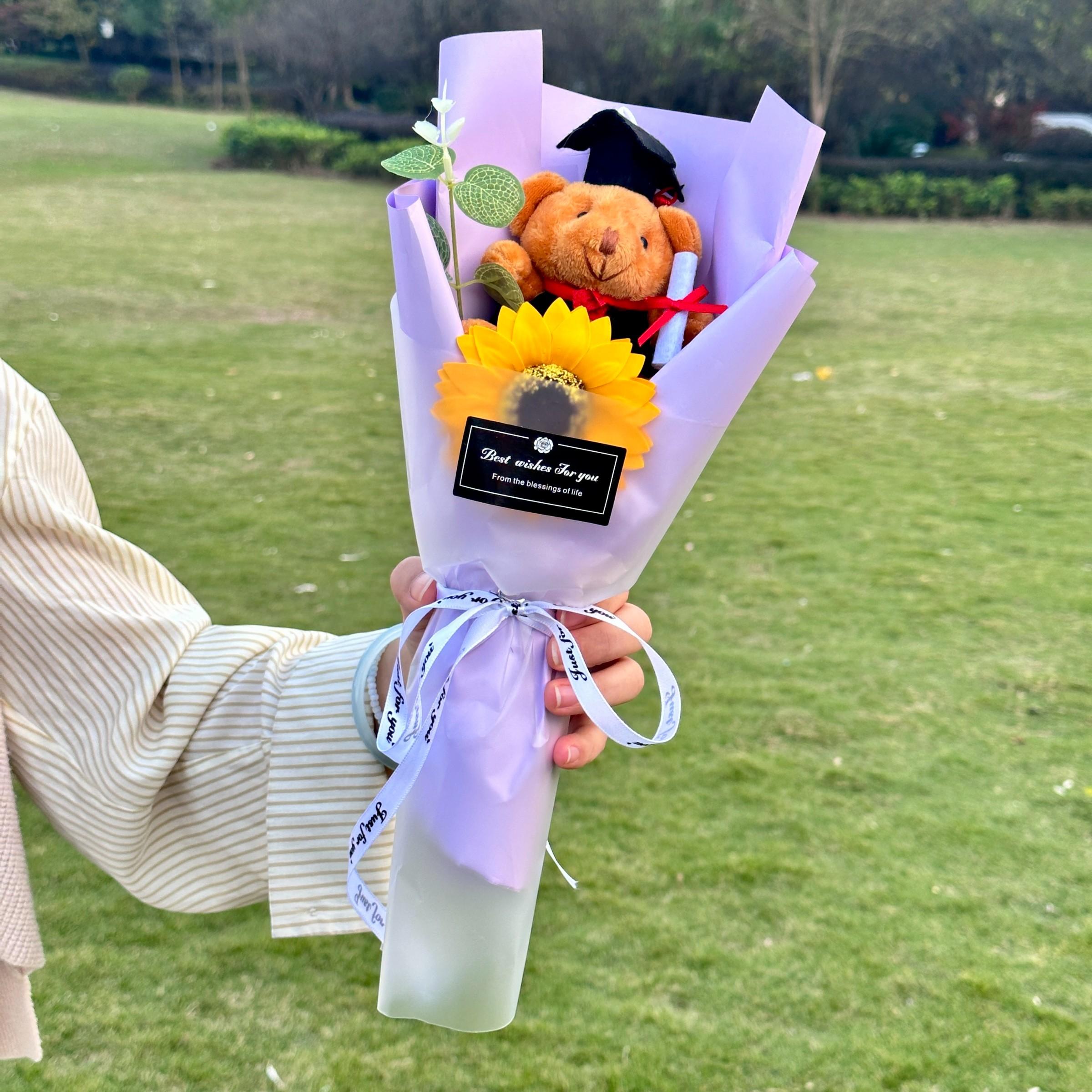 Doctor Bear Sunflower Doll Bouquet, Graduation Gift for Classmates, Teacher Appreciation Day Present, Creative Plush Flower Bundle