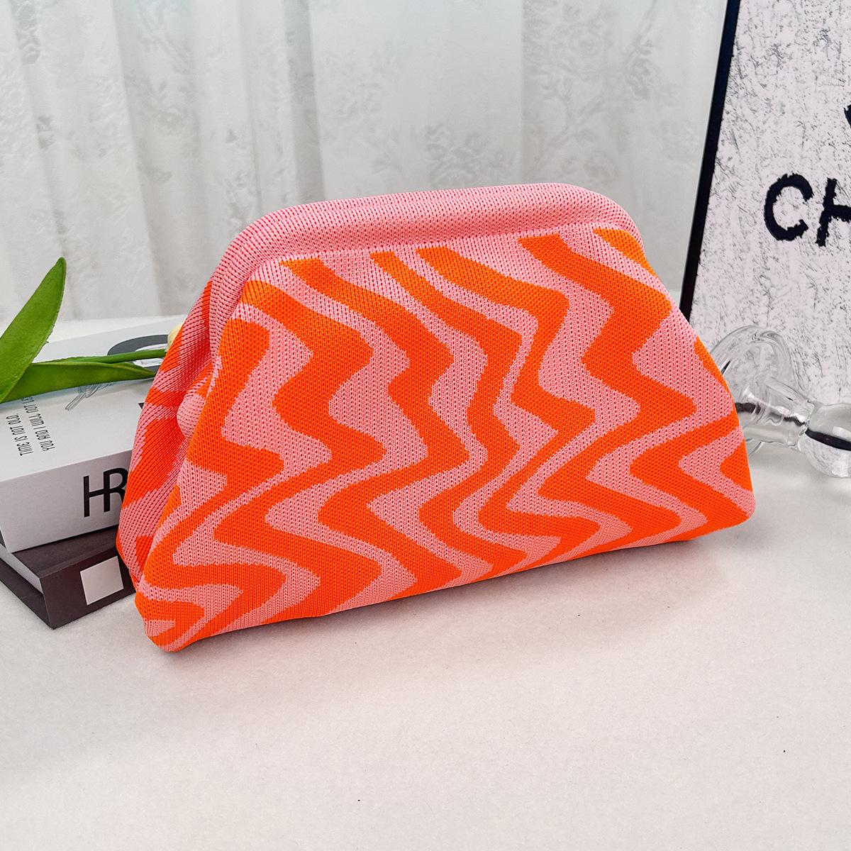 Women's Cloud Dumpling Crochet Ruched Clutch Purse - Lightweight Knitted PU Leather Evening Clutch, Wristlet Female Bag for Daily Party Use, Evening Clutch Purse