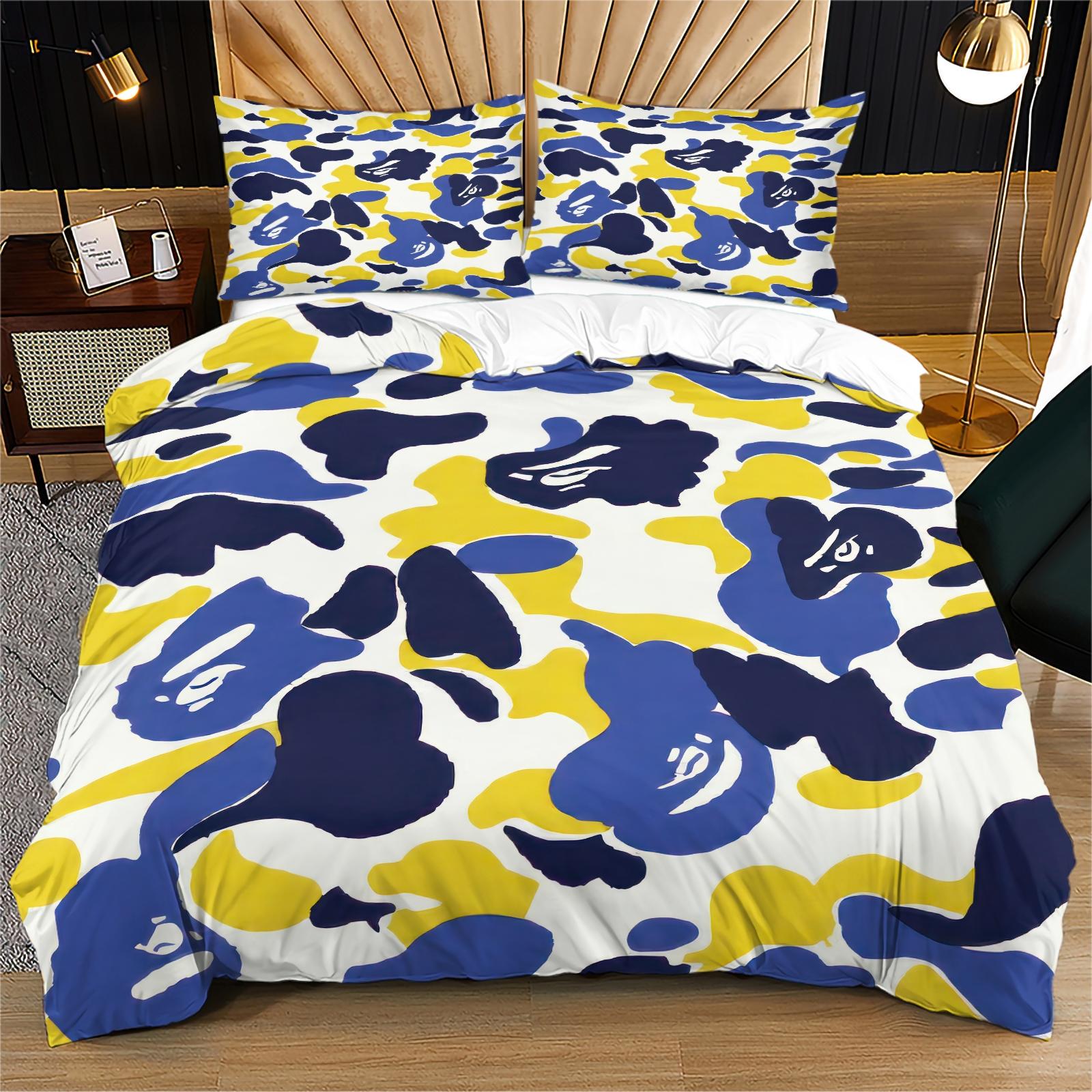 2/3 PCS Cartoon Camouflage Anime Style  Duvet Cover Set, Youthful Personalized Duvet Cover with Zipper, Easy to Remove, Trendy Decor for Bedroom, Housewarming Christmas Birthday Gift for Teens & Toy Collectors, No Filling