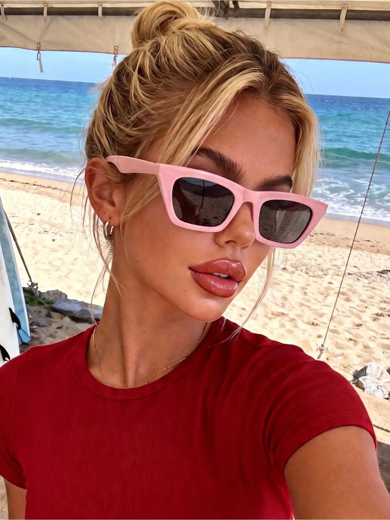 1 pair of unisex pink small frame cat-eye sunglasses, suitable for music festivals, outdoor activities, daily life, travel, parties, and fashion accessories