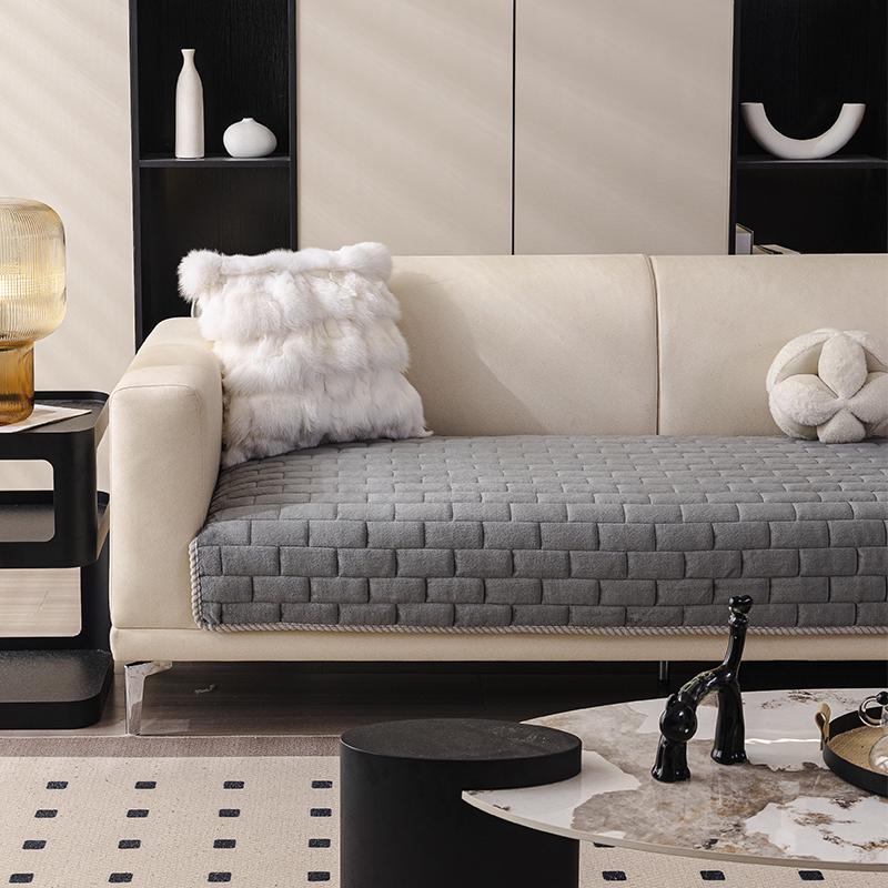 1pc Vintage Plaid Non-Slip Washable Velvet Sofa Cover, Modern Minimalist Pet-Friendly Furniture Protector, Living Room & Bedroom Decor