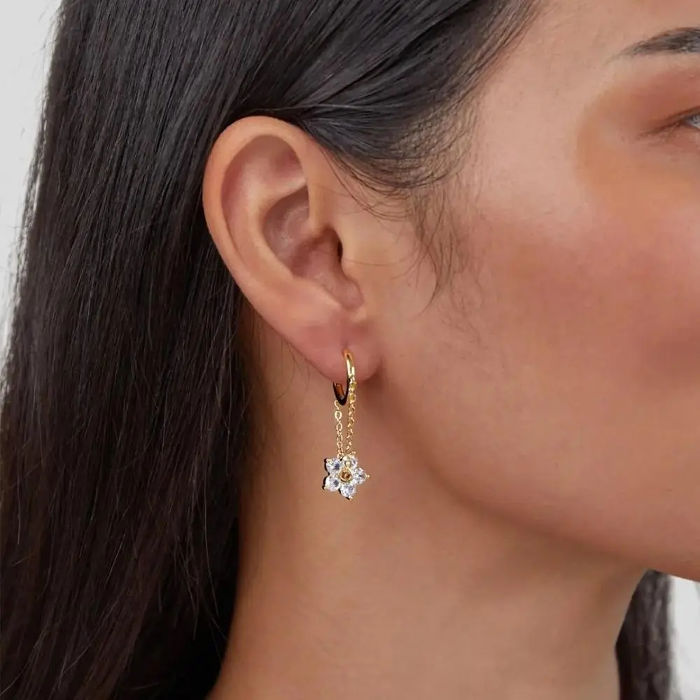 Flower Artificial Diamond Dangle Earrings, Hypoallergenic Minimalist Jewelry, Bridesmaid & Christmas Gift for Women, Flower Cluster Earrings, Artificial Crystal Earrings