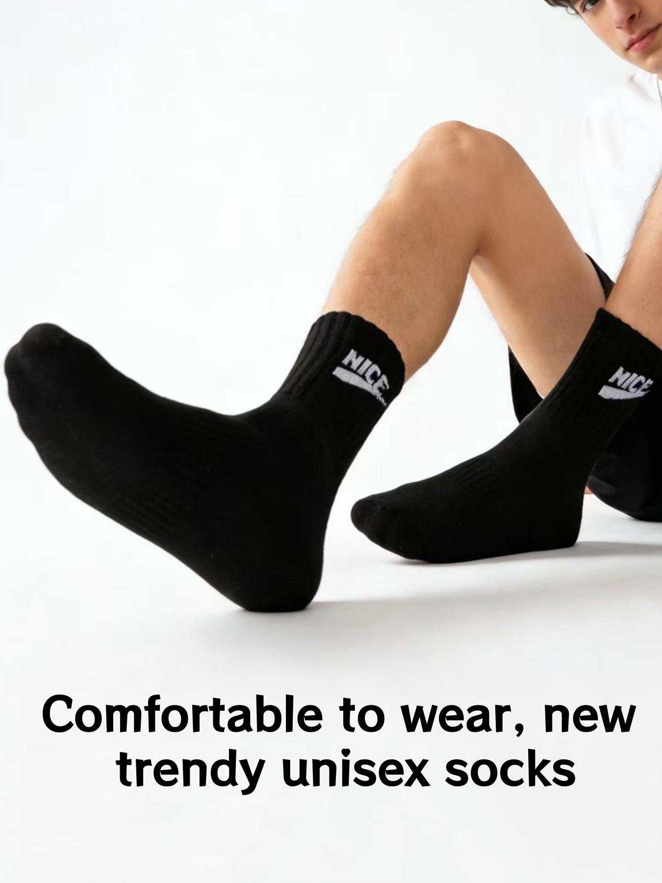 5 pairs of NICE new breathable Athletic mid tube socks, sweat absorbing and comfortable unisex trendy socks. Street style daily commuting versatile short socks Socks Men Sweat Absorbent Socks