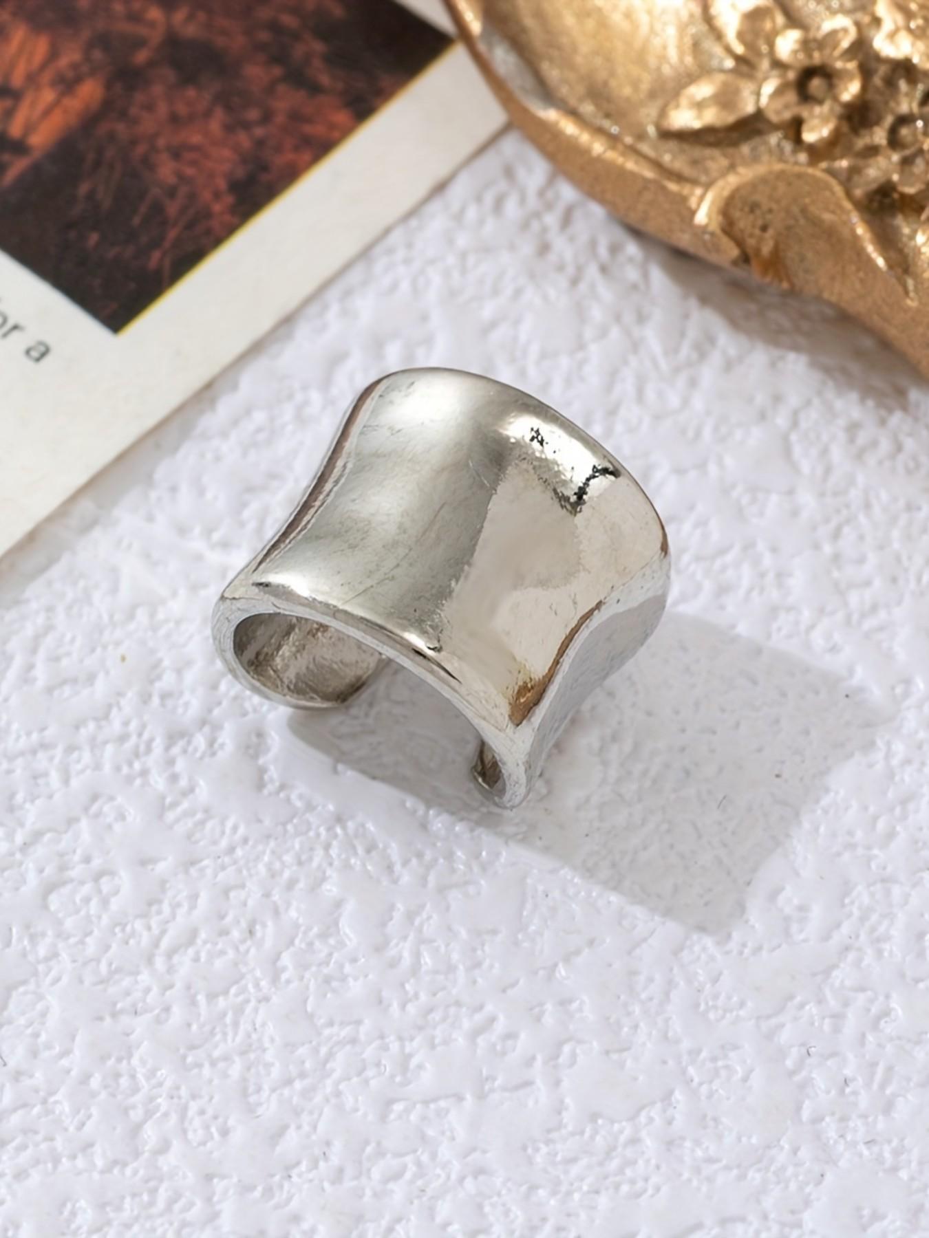 2pcs Minimalist Ear Cuffs, Fashionable High-End Earrings, Unique Versatile Studs, Casual All-Season Jewelry, Plain Design