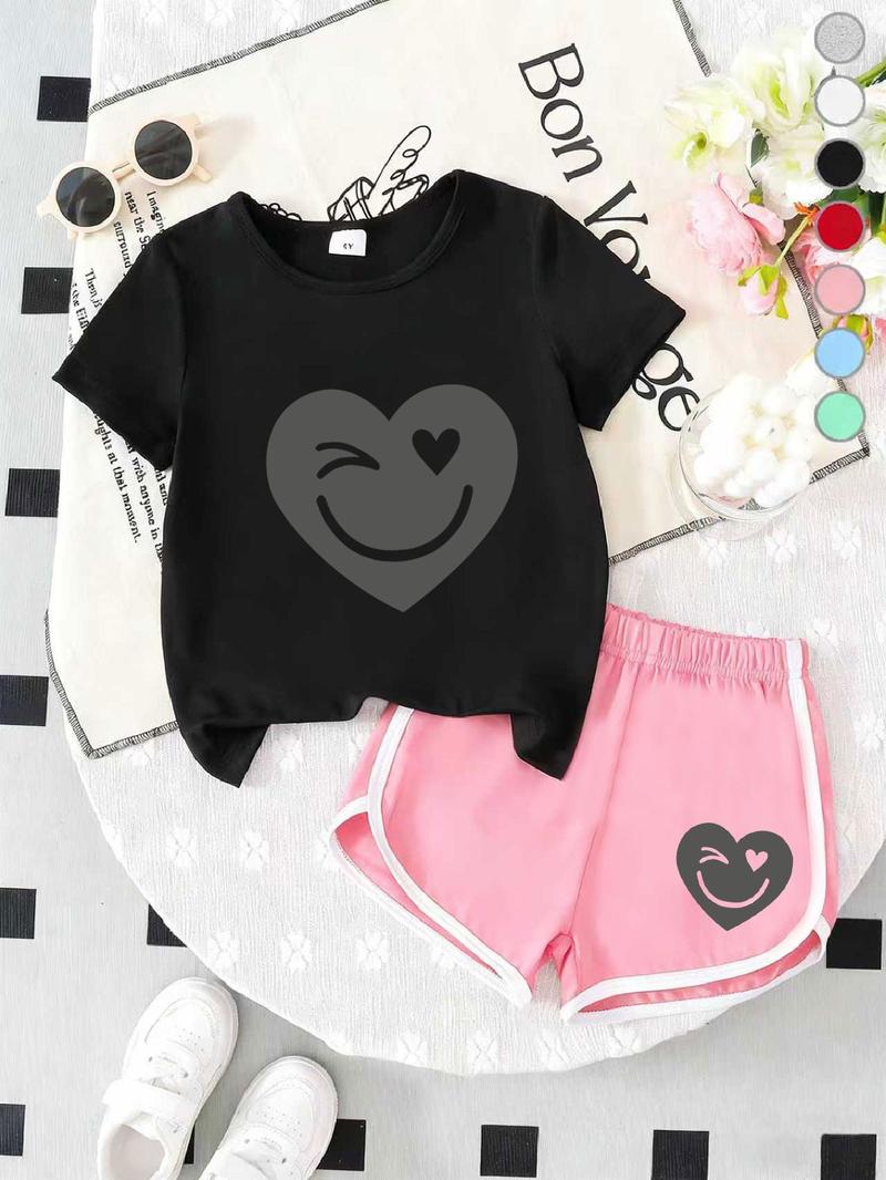 Summer Girls Casual Sports Short Sleeve Set with Eye-Catching Heart Smile Print, Loose Fit Shorts for Ages 2-7, Perfect for School & Weekend Outings