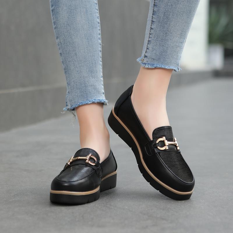 Women's Fashionable  PU leather shoes Solid Color Slip on Loafers, Casual Comfortable Shoes for Daily Wear, Lightweight Breathable Shoes for All Seasons, Girl