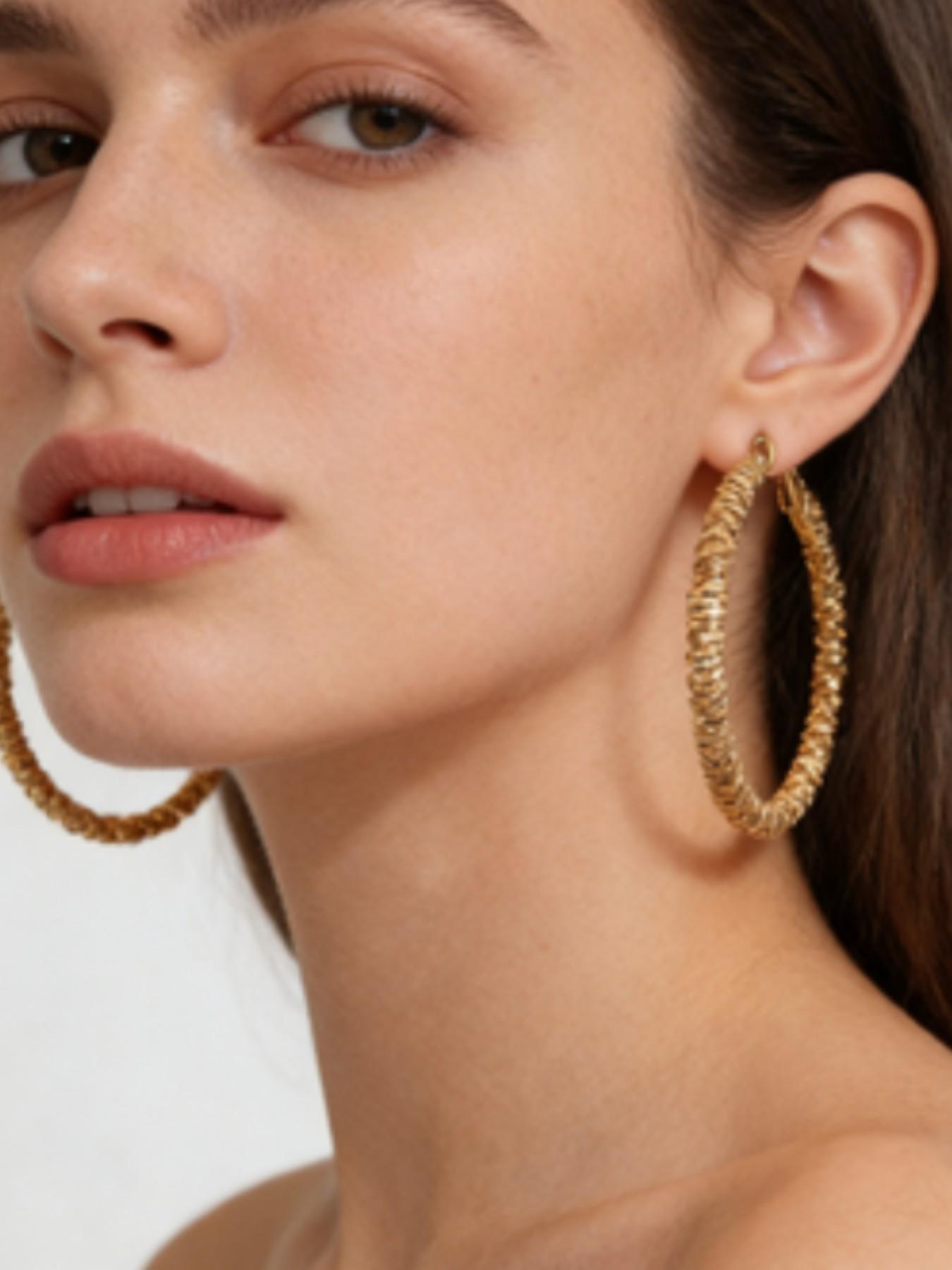 Luxury Hoop Earrings for Women, Retro Striped Design, All-Season Accessories, Unique High-Quality Ear Jewelry
