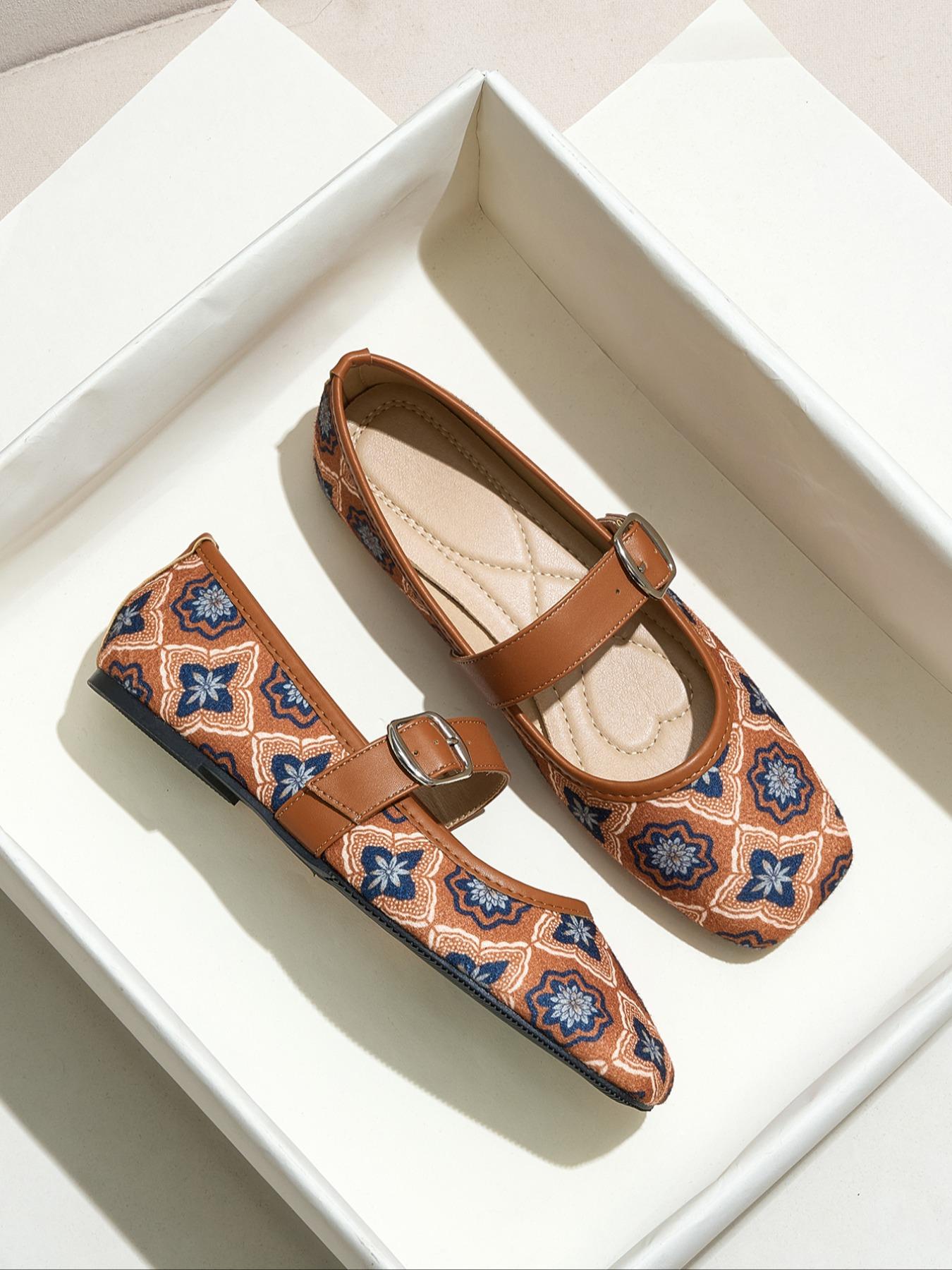 Women's Fashion Flat Rubber Shoes Square Toe Buckle Strap Low Heel Vintage Comfortable Mom Dance Mary Jane Shoes