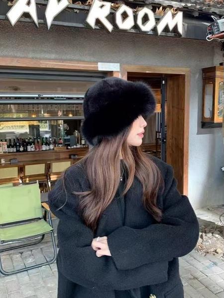 Large Women's Bucket Hat with Warm Earflaps, Fashionable Outdoor Cold Protection Accessory, Multi-purpose Stylish Headwear, Fashion Matching Hat