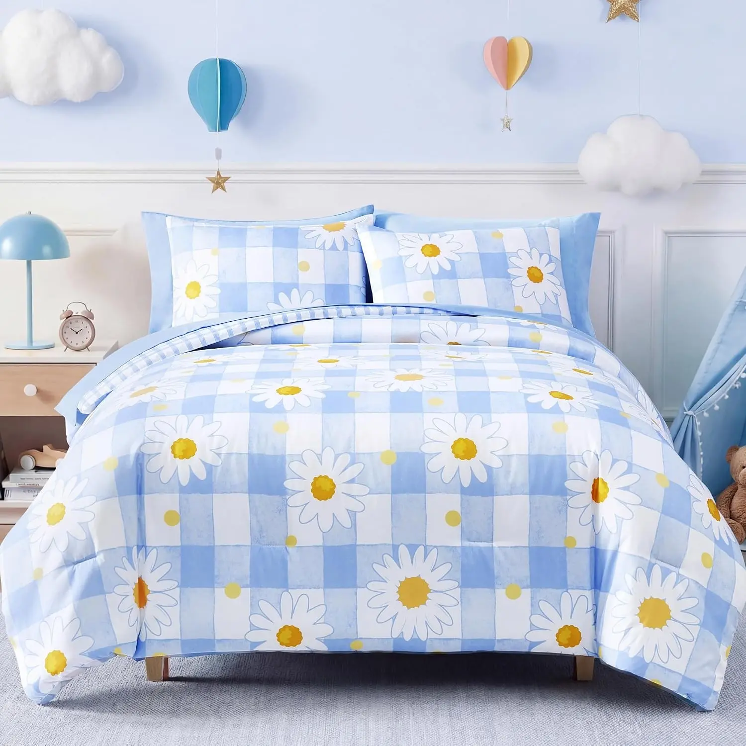 Blue Plaid Daisy
