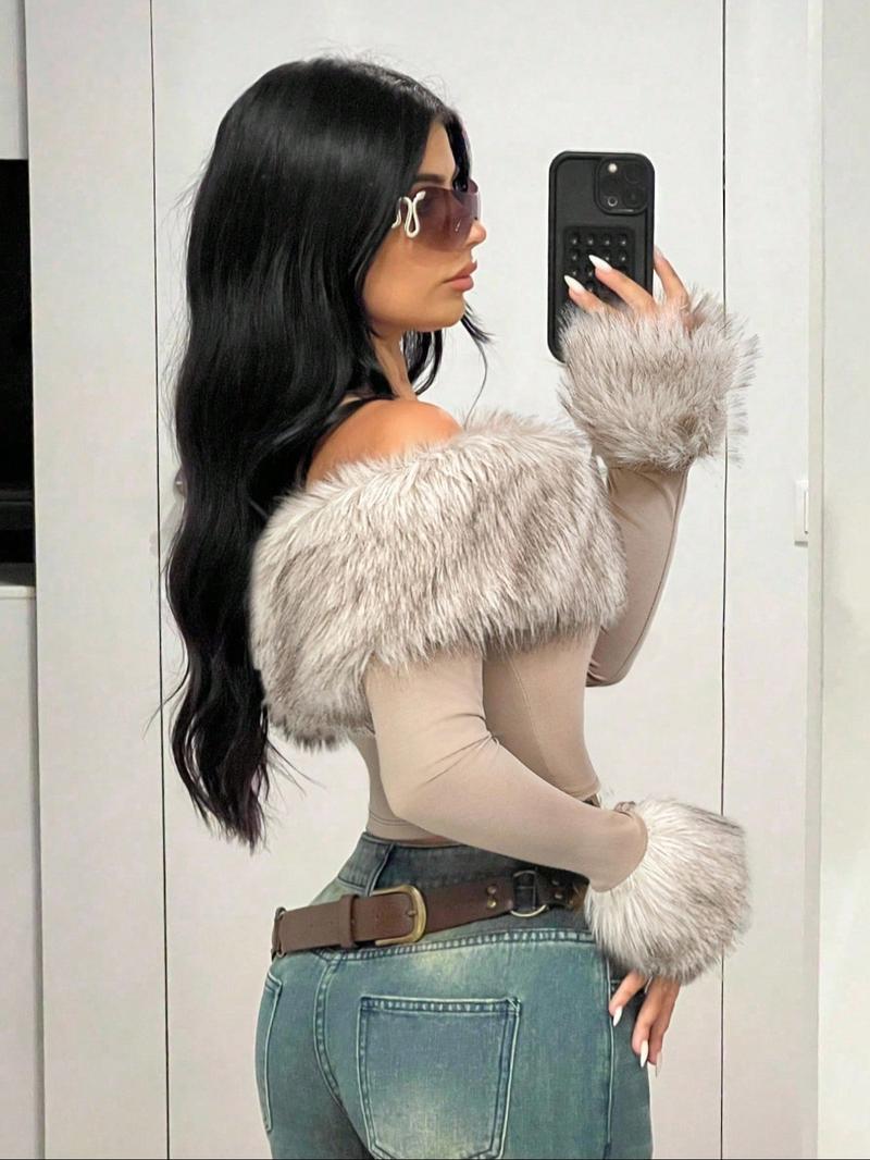 Fluffy Collar Spliced Shoulder Long Sleeve T-Shirt, Fashionable and Elegant, Perfect for Autumn Winter Seasons, Women's Casual Top