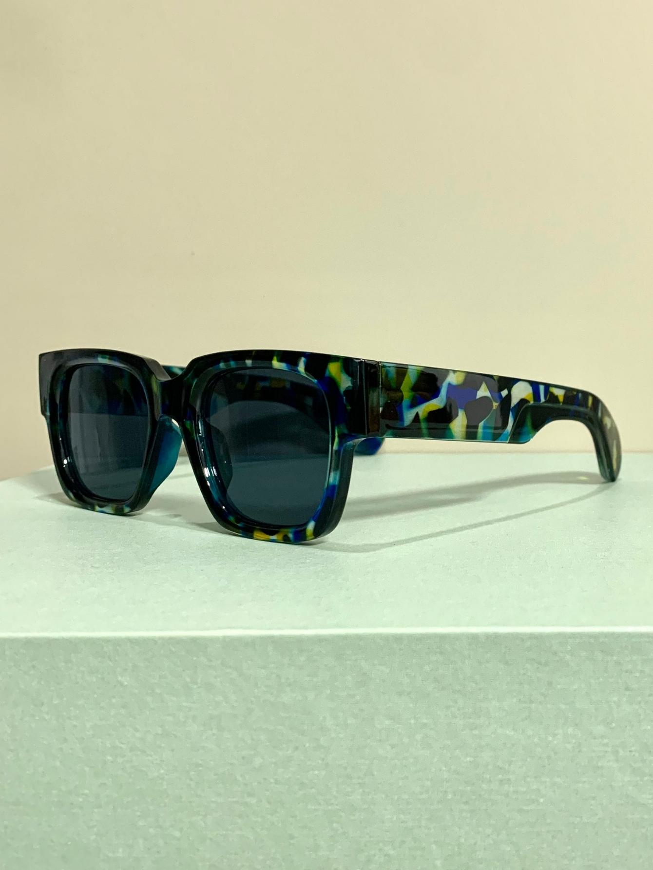 Small Square Glasses, Simple and Casual Fashion Eyewear, Thick-Frame Eyeglasses for Men and Women, Perfect for Daily Wear, Square Chunky Frame, Square Frames Glasses